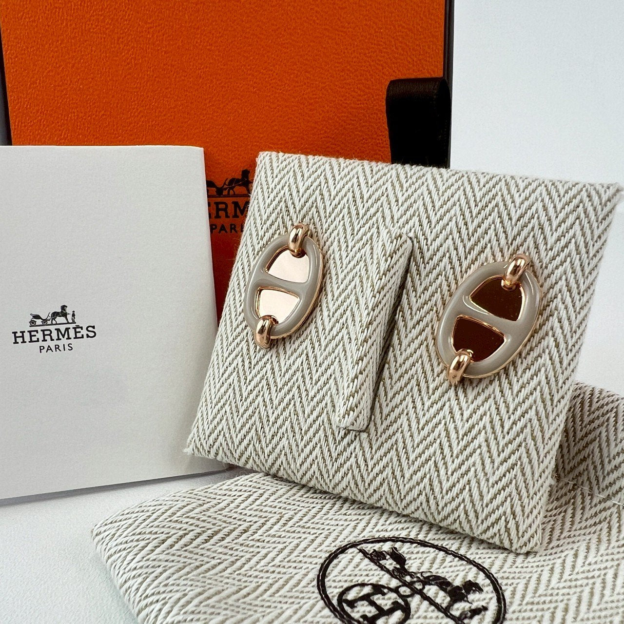 Hermès エルメス Boucles d'oreilles Mini Maillon ミニ マイヨン H100052FO ラッカーメタル Marron grace / Rosegold :マロングラッセ / ローズゴールド
