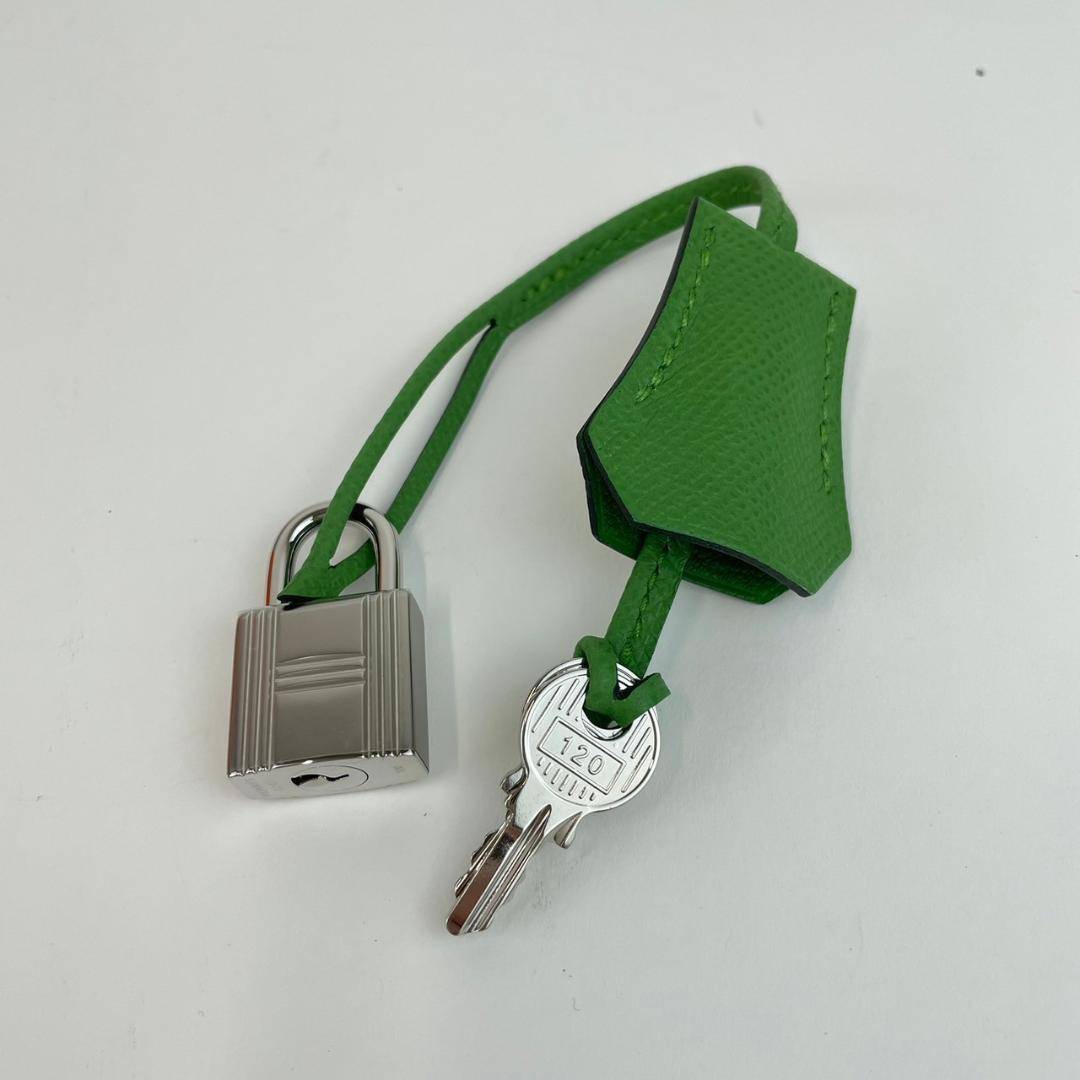 新品 HERMES エルメス Kelly25 ケリー25 Vert yucca ヴェールユッカ Epsom エプソン PHW シルバー金具 B刻