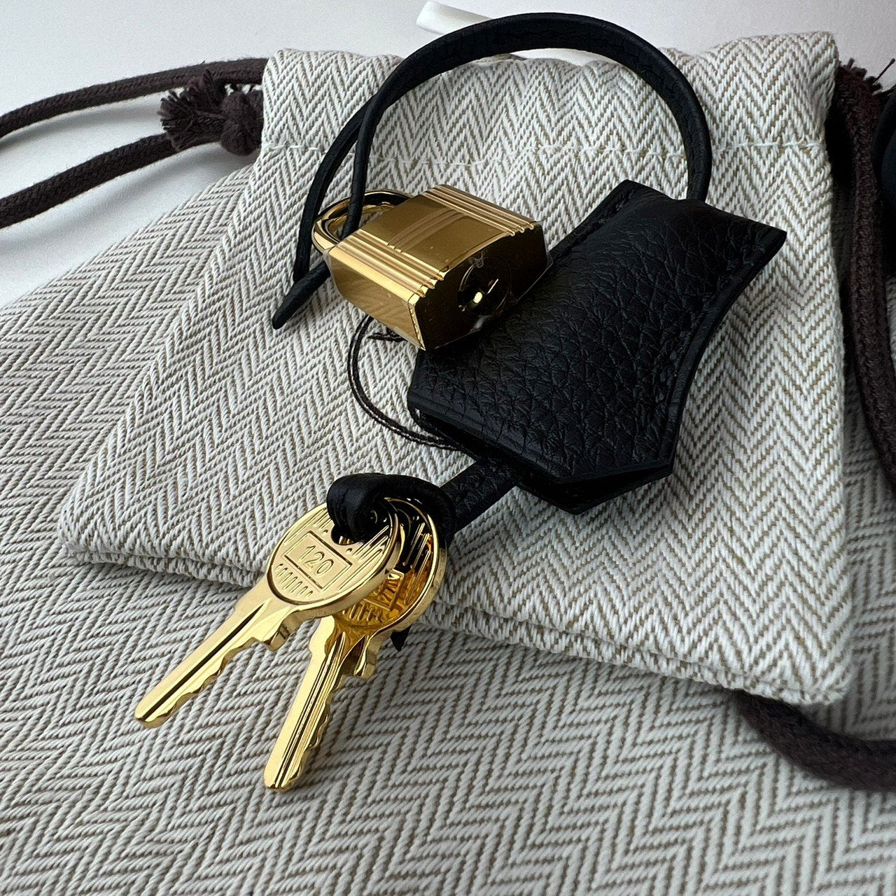 Birkin25 バーキン25 Black ブラック Togo トゴ GHW ゴールド金具 Stamp-W W刻印