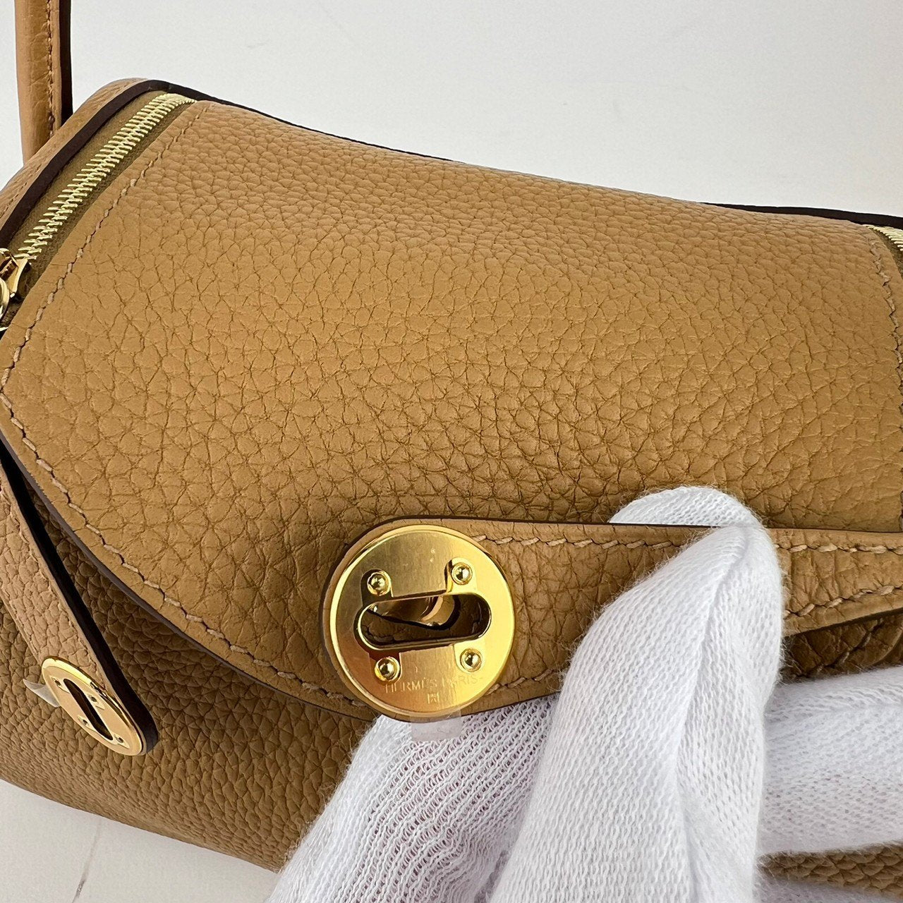 Lindy mini リンディーミニ Biscuit ビスキュイ Taurillon Clemence トリヨンクレマンス GHW ゴールド金具 B刻