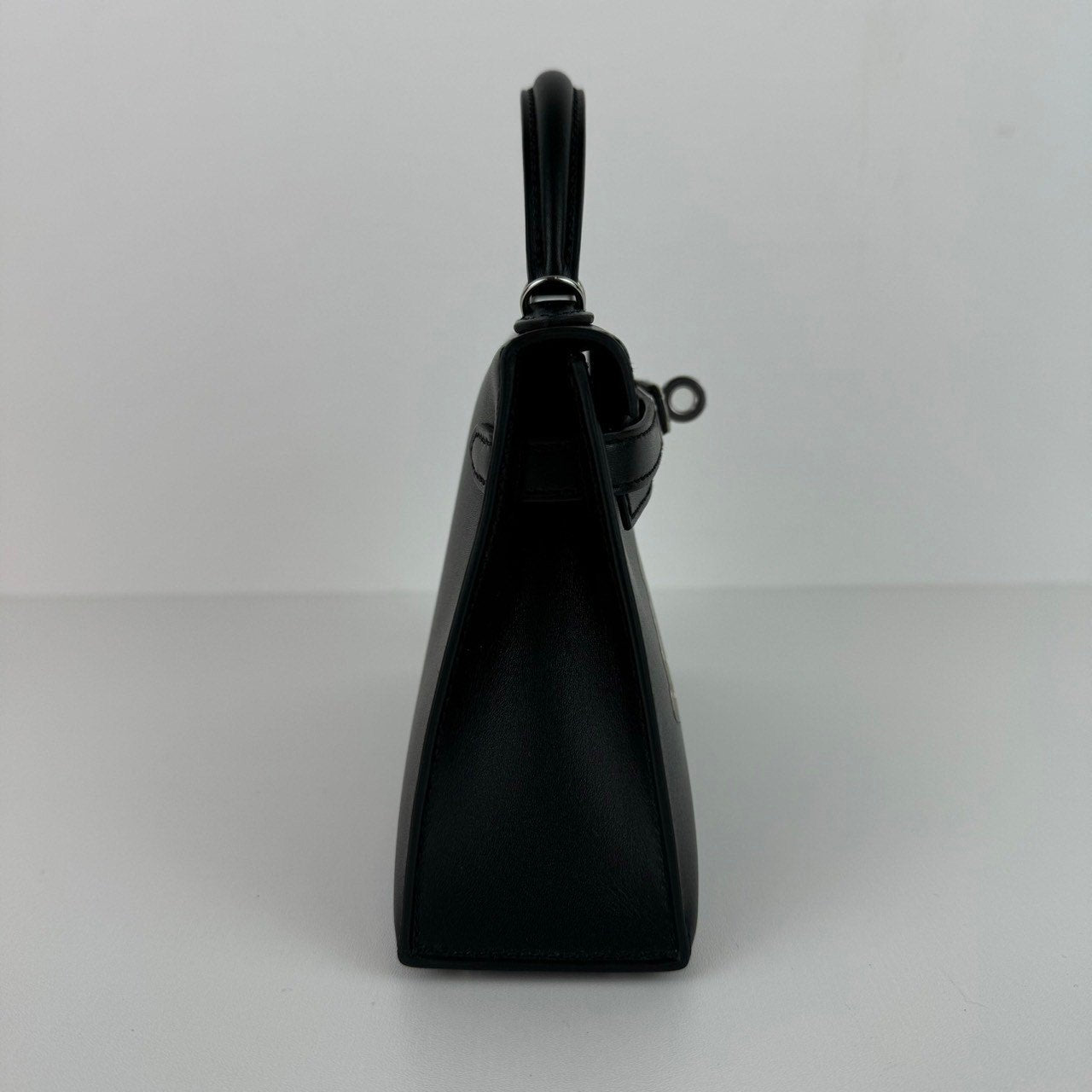Mini kelly cheval de bois ミニケリー シュヴァル・ド・ボワ Black ブラック Tadelakt タデラクト PHW シルバー金具 Stamp-W W刻印