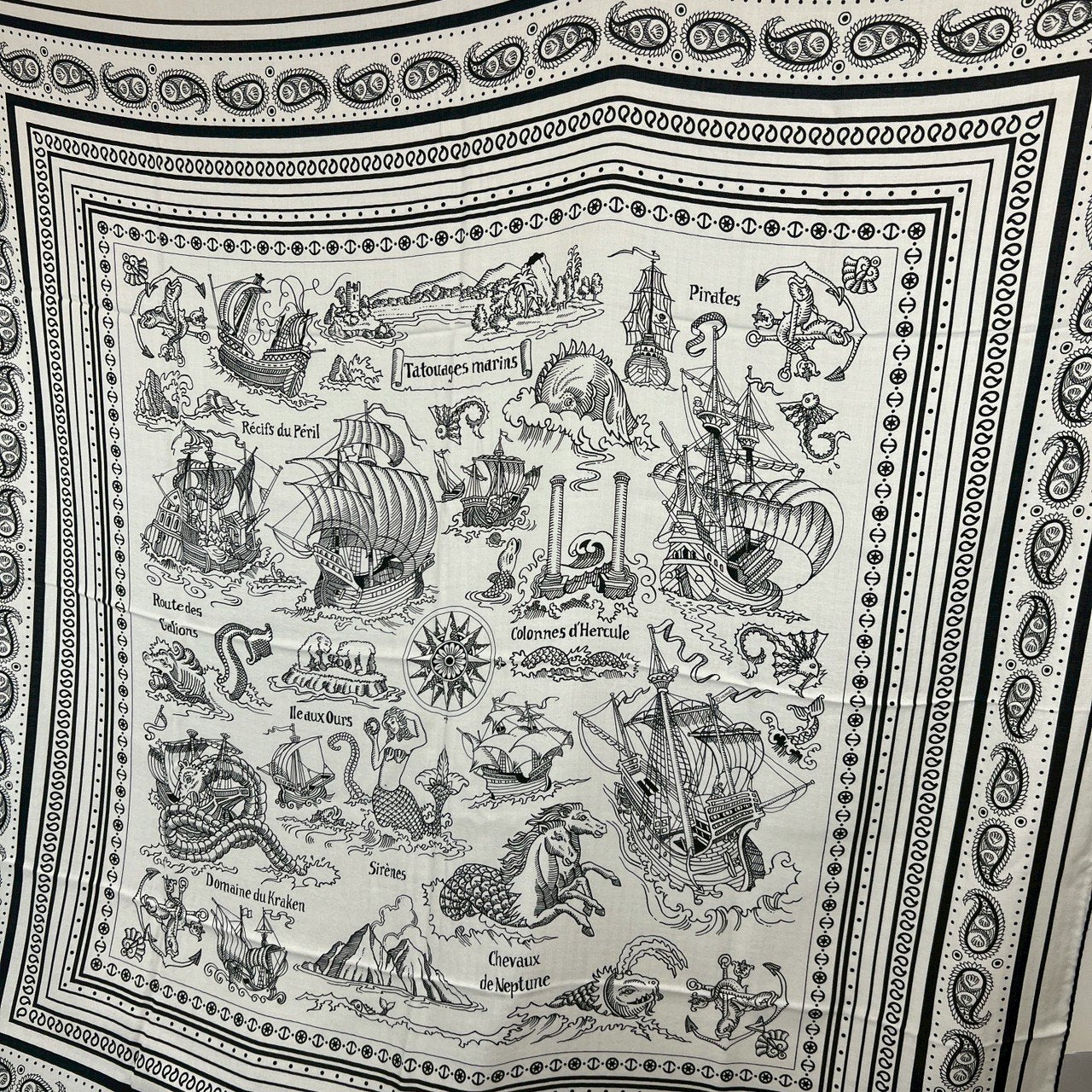 Tatouages Marins Bandana shawl 140 タトゥアージュ マリンズ バンダナ ショール 140 Cashmere/Silk カシミア/シルク