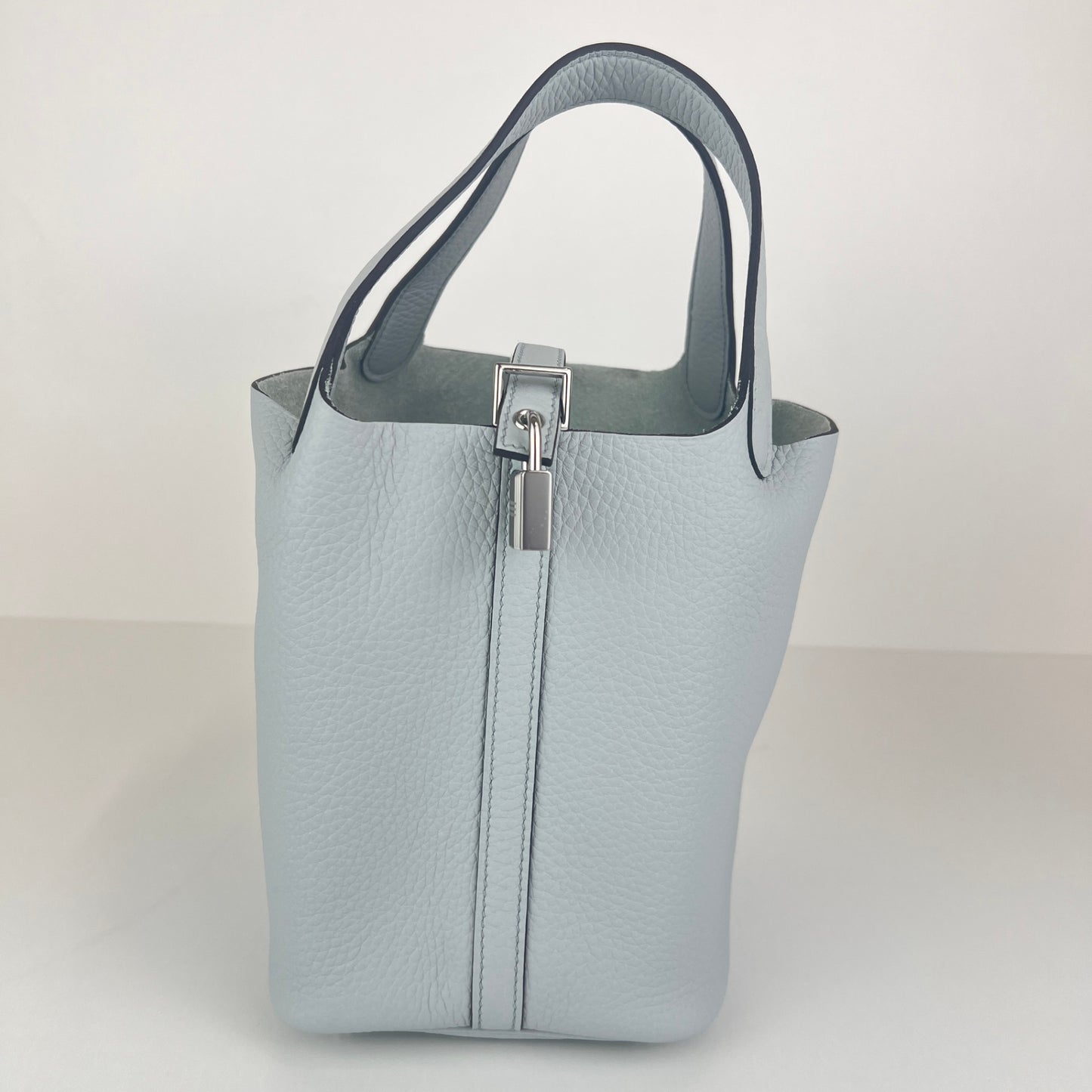 Picotin lock PM ピコタンロックPM Bleu pale ブルーペール PHW シルバー金具 Stamp-W W刻印
