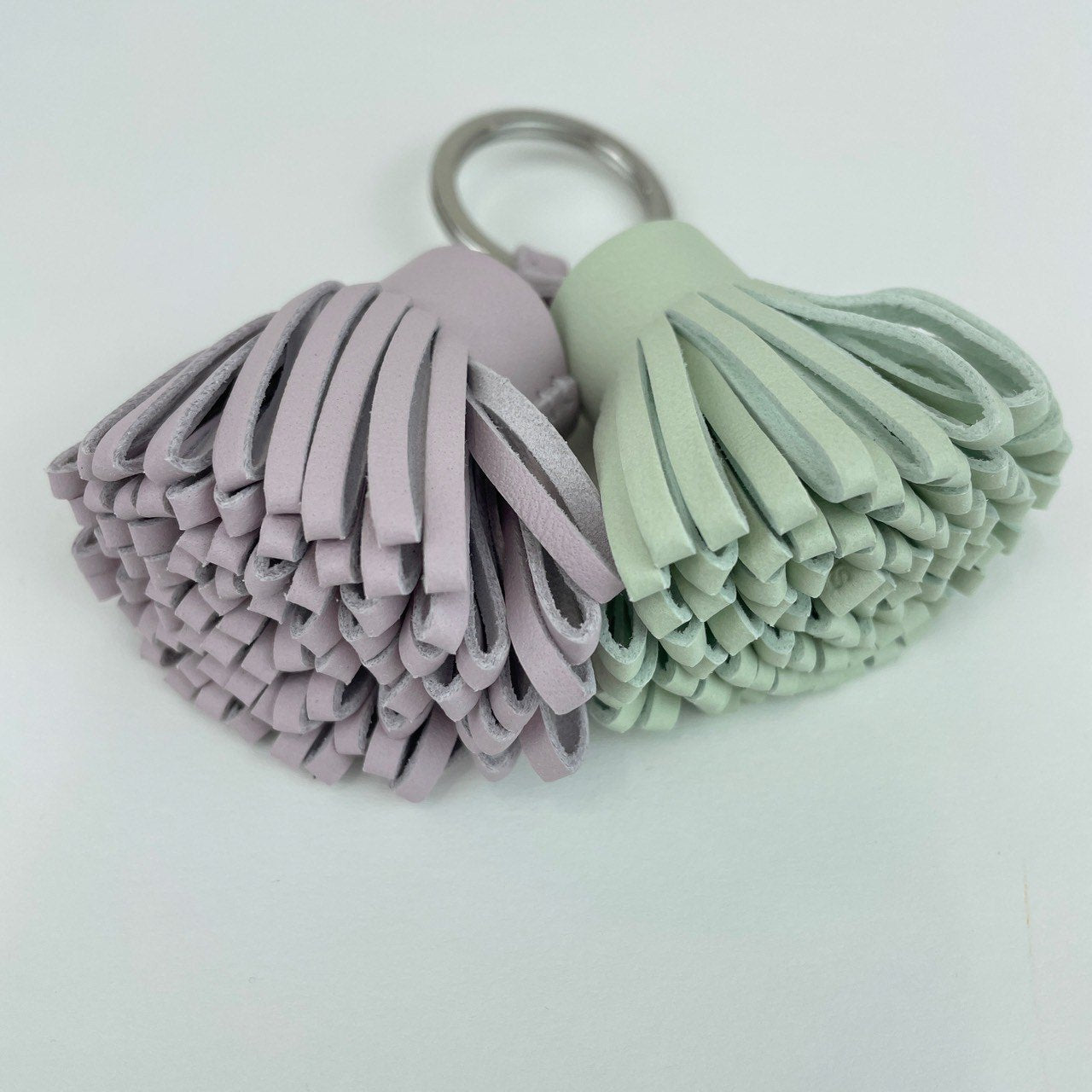Hermès エルメス Carmen Unodos miro Keyring カルメン ウノドス キーリング Lambskin ラムスキン Mauve pale/Vert fizz モーヴペール/ヴェールフィズ PHW シルバー金具