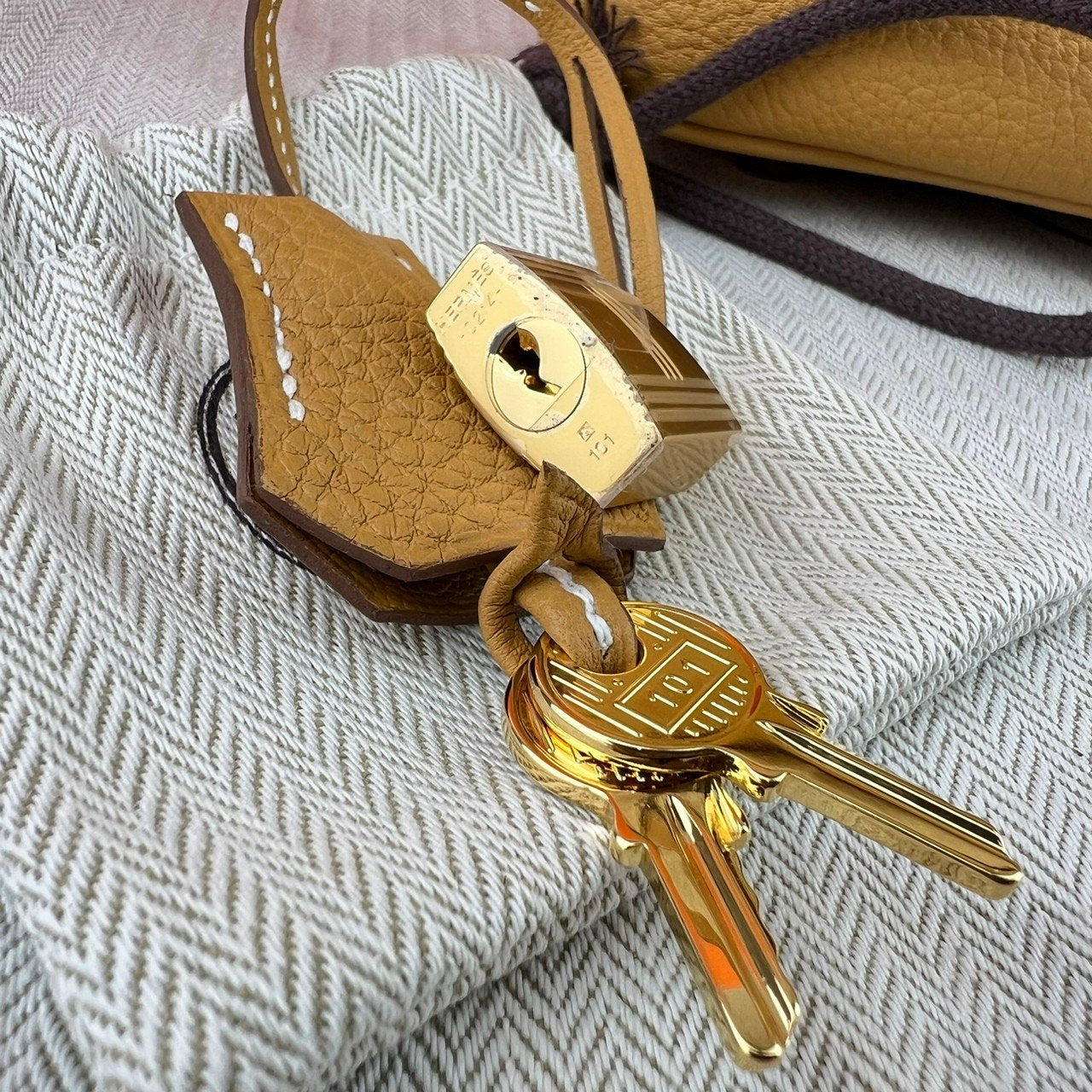 Birkin25 バーキン25 Stamp-W W刻印 Togo トゴ Natural sable ナチュラルサブレ GHW ゴールド金具