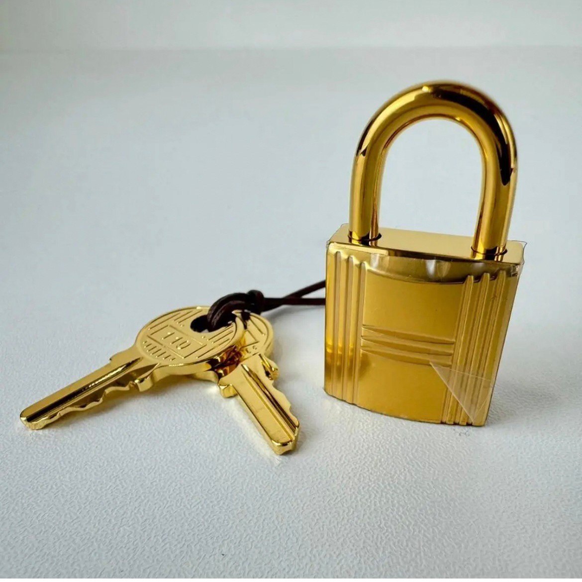 Picotin Lock PM ピコタンロック18 Bleu marine ブルーマリーン GHW ゴールド金具 Stamp-W W刻印