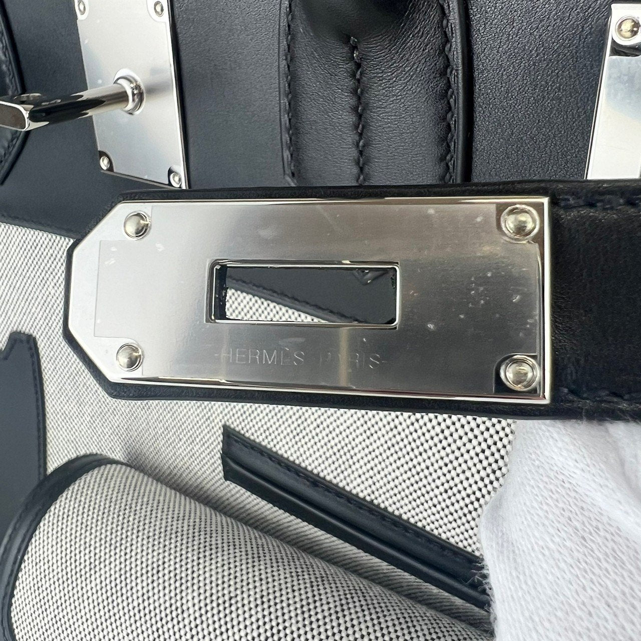 Haut a courroies cargo40 オータクロアカーゴ40 Ecru エクリュ SV金具 Z刻