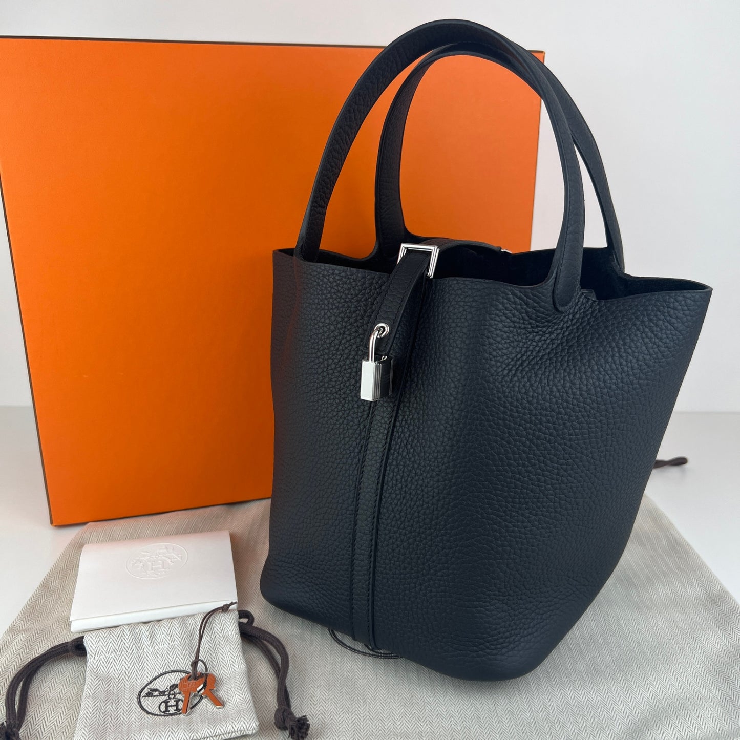Picotin lock MM ピコタンロックMM Black ブラック Clemence クレマンス PHW シルバー金具 Stamp-K K刻印