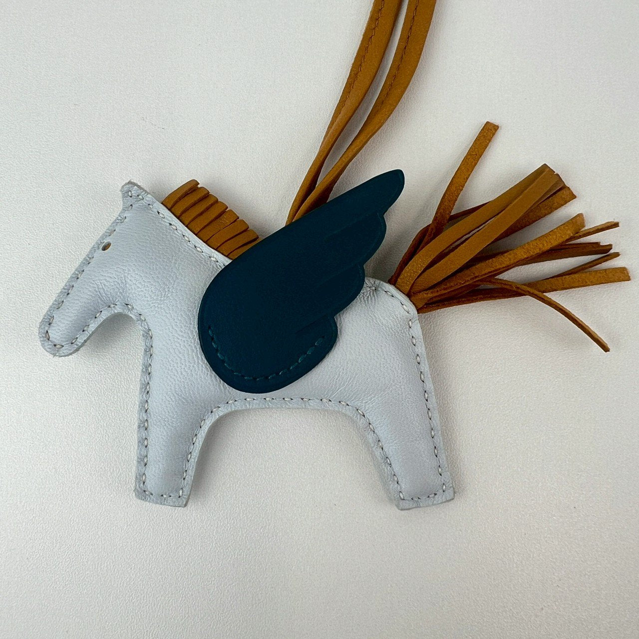 Rodeo Pegasus charm PM ロデオチャーム ペガサス ブルーブリュム/セサミ/ヴェールボスフォール Agneau Milo アニョーミロ Stamp-Z Z刻