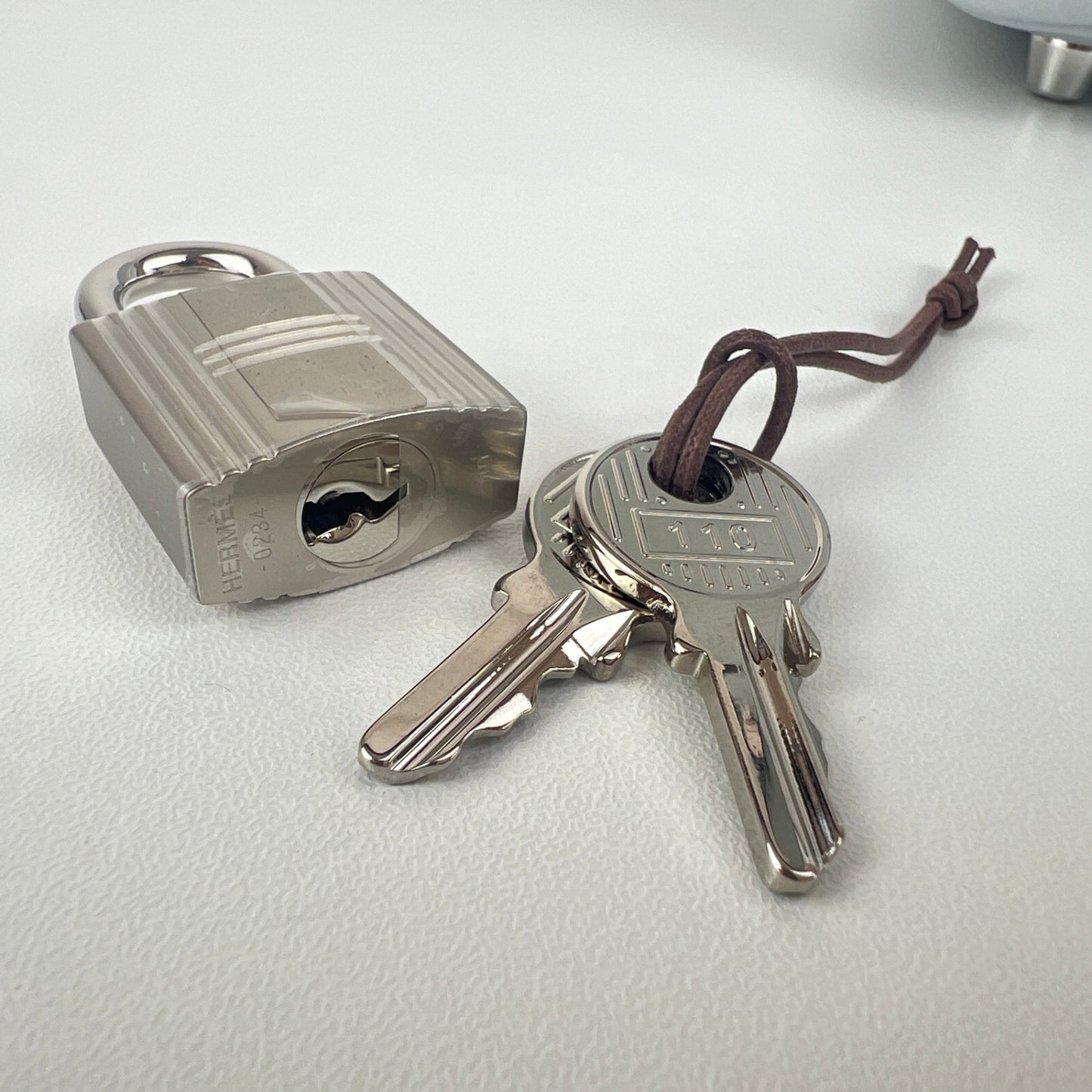 Picotin lock PM ピコタンロックPM Bleu pale ブルーペール PHW シルバー金具 Stamp-W W刻印
