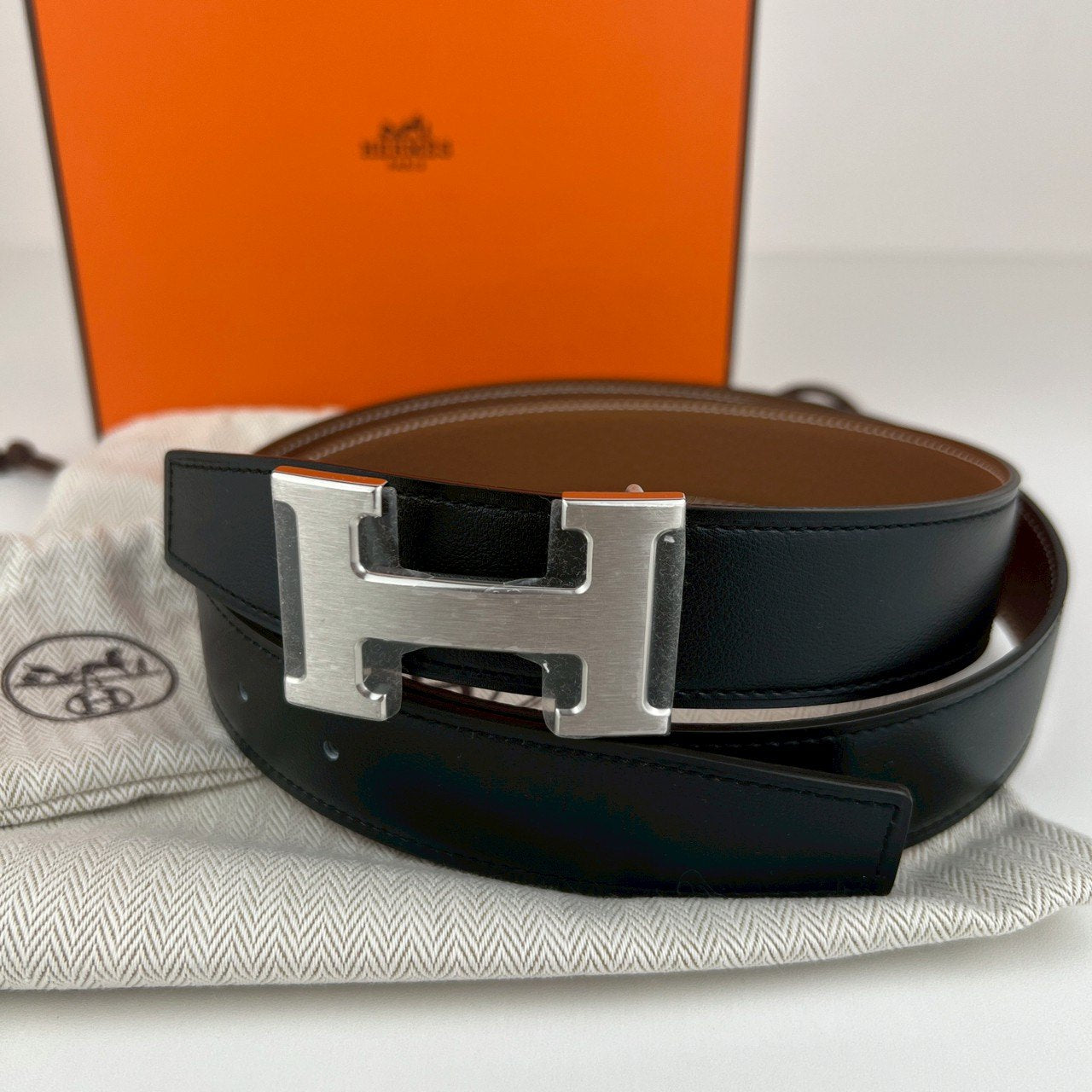 Ceinture H boucleGris moyen Cuir seul de ceinture H #100Black/Gold Hベルトバックル リバーシブルベルトレザー Black ブラック/Gold ゴールド