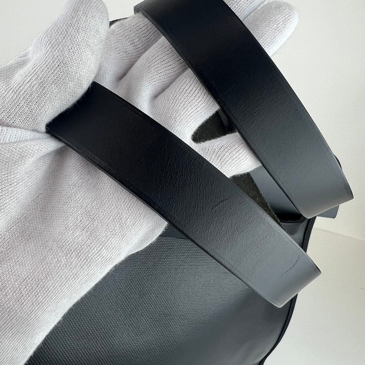 Herbag zip 39 MM エールバッグジップ39 MM Black ブラック Toile H/Berlin/Vash hunter トワルアッシュ/ベルリーヌ/ヴァッシュハンター PHW シルバー金具 Stamp-D D刻印
