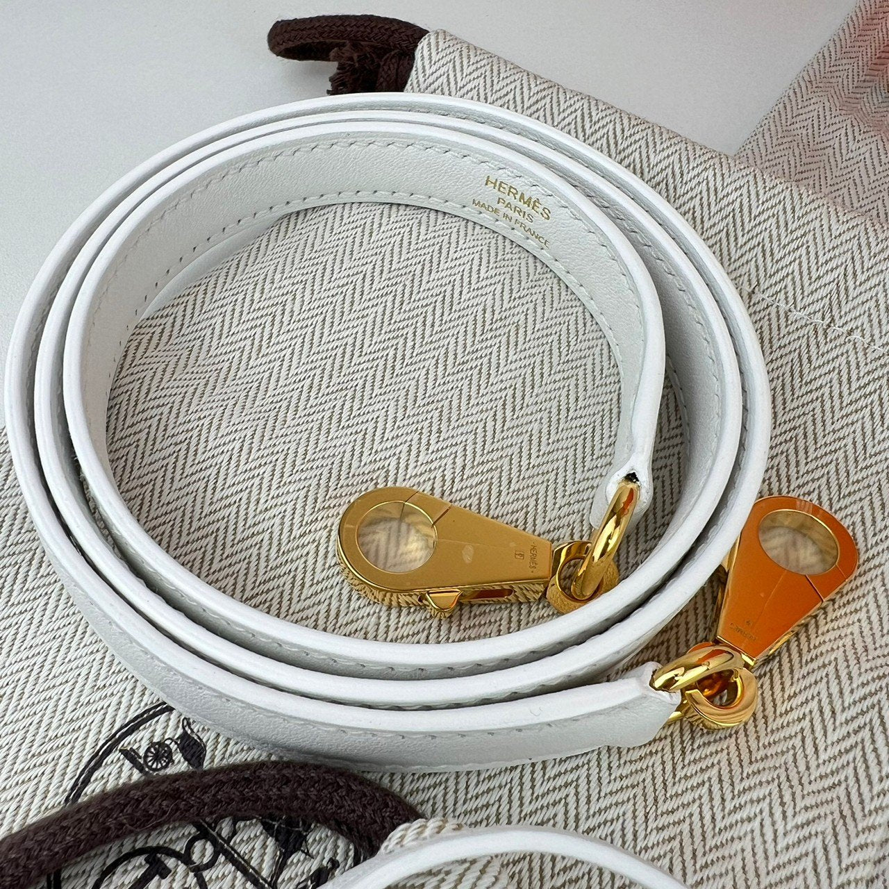 Kelly25 ケリー25 New white ニューホワイト GHW ゴールド金具 Swift スイフト Stamp-W W刻印