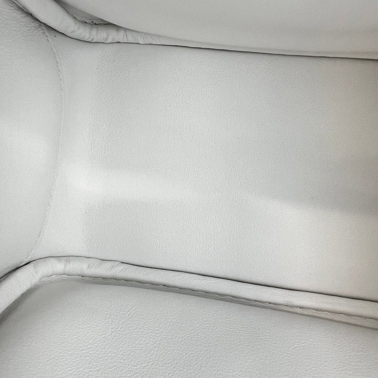 新品未使用 HERMES エルメス Lindy mini リンディミニ New white ニューホワイト PHW シルバー金具 Clemence クレマンス Stamp-B B刻 ショルダーバッグ レディースバッグ