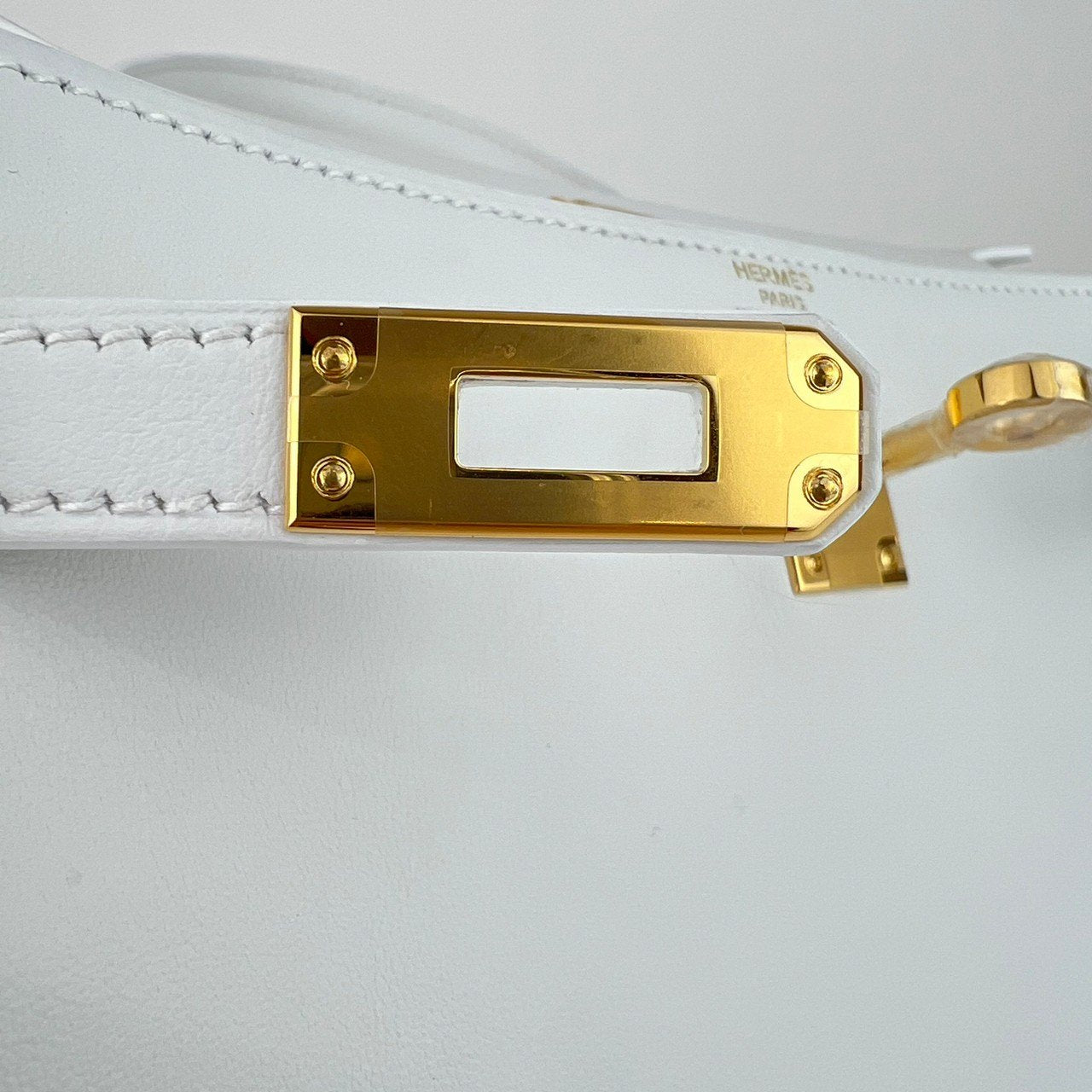 Kelly25 ケリー25 New white ニューホワイト GHW ゴールド金具 Swift スイフト Stamp-W W刻印
