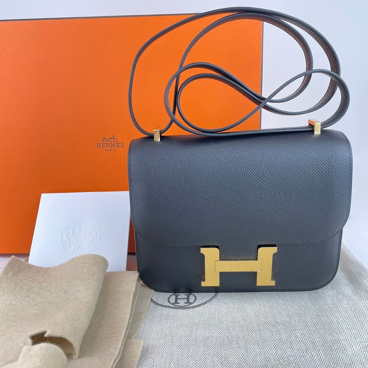 Constance mini コンスタンスミニ Black ブラック Epsom エプソン ゴールド金具 B刻 ショルダーバッグ レディースバッグ