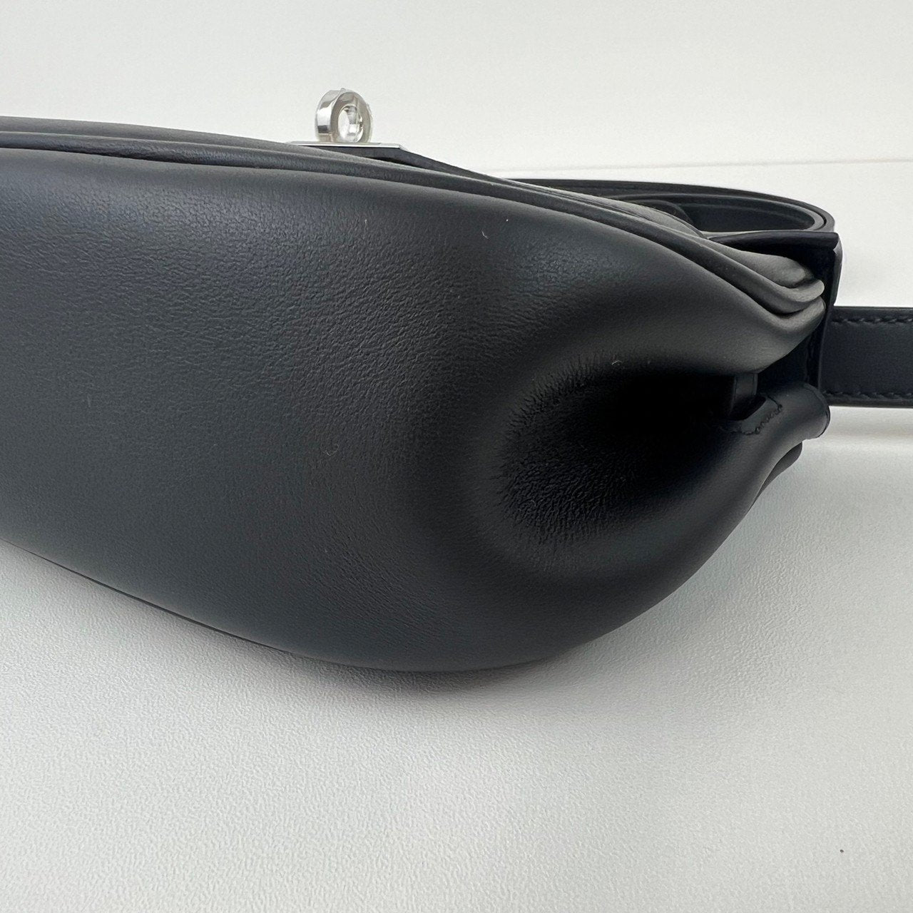 Kelly Moove ケリームーブ Black ブラック PHW シルバー金具 Swift スウィフト Stamp-W W刻印
