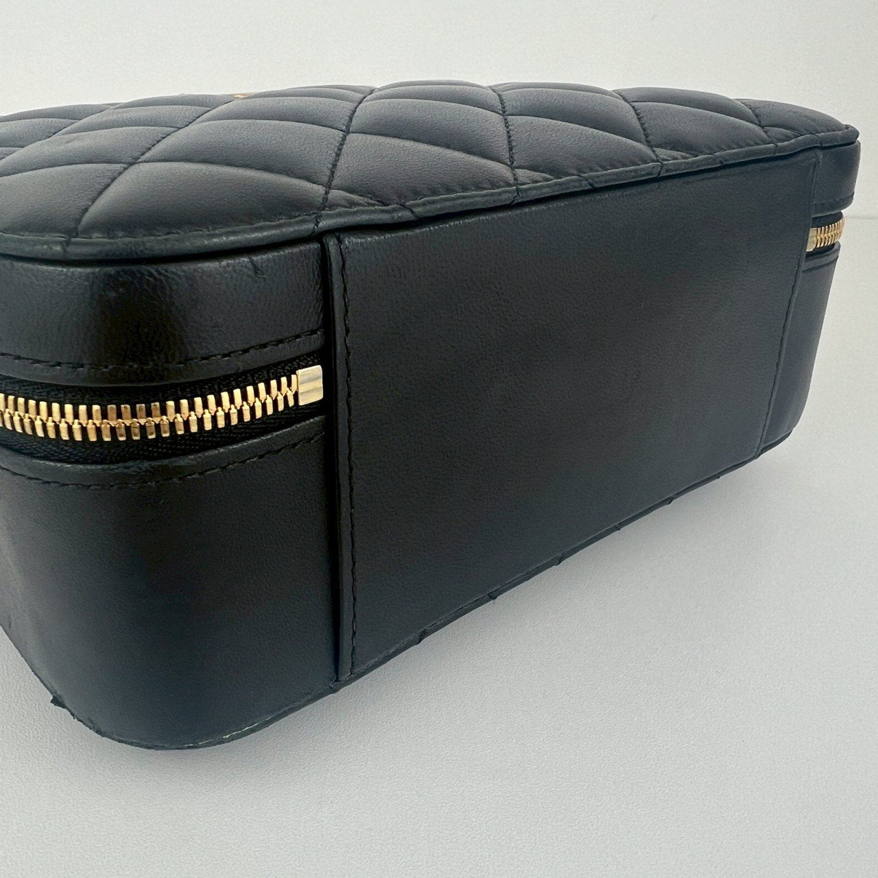 CHANEL シャネル ココマーク マトラッセ ヴァニティ トップハンドル チェーンショルダーバッグ Black ブラック GHW ゴールド金具 AS3319 ICチップ
