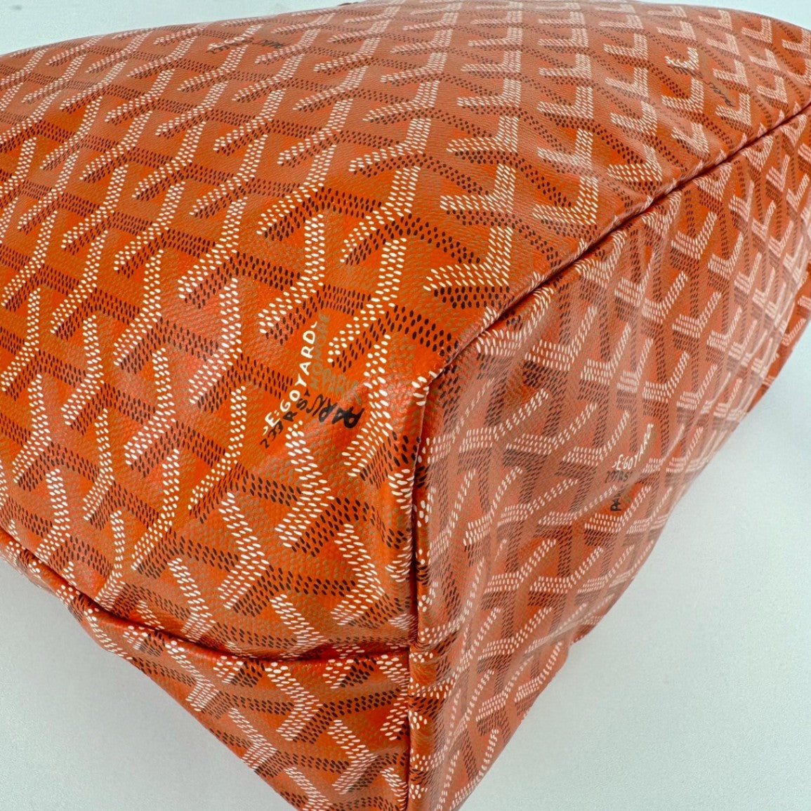 GOYARD ゴヤール サンルイPM ゴヤールディンキャンバス & シュヴロッシュカーフスキン リネンとコットン(内側)オレンジ