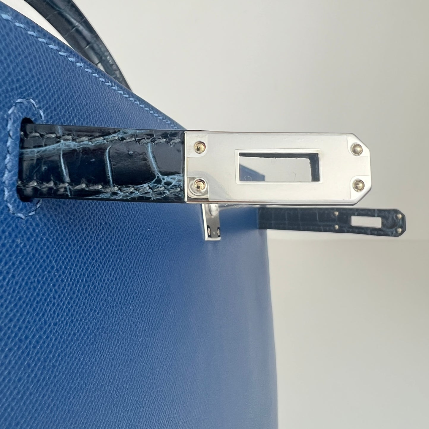 Hermès エルメス Kelly25 ケリー25 Stamp-W W刻印 Madame/Crocodile マダム/クロコダイル Deep blue ディープブルー PHW シルバー金具