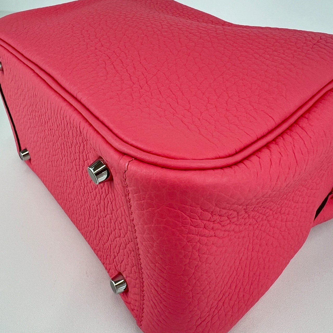 Hermès エルメス Lindy mini リンディミニ Stamp-W W刻印 Taurillon Clemence トリオンクレマンス Rose azalee ローズアザレ PHW シルバー金具