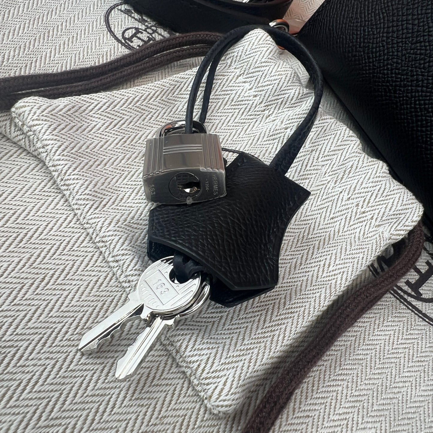 Hermès エルメス Kelly25 ケリー25 Stamp-K K刻印 Epsom エプソン Black ブラック PHW シルバー金具