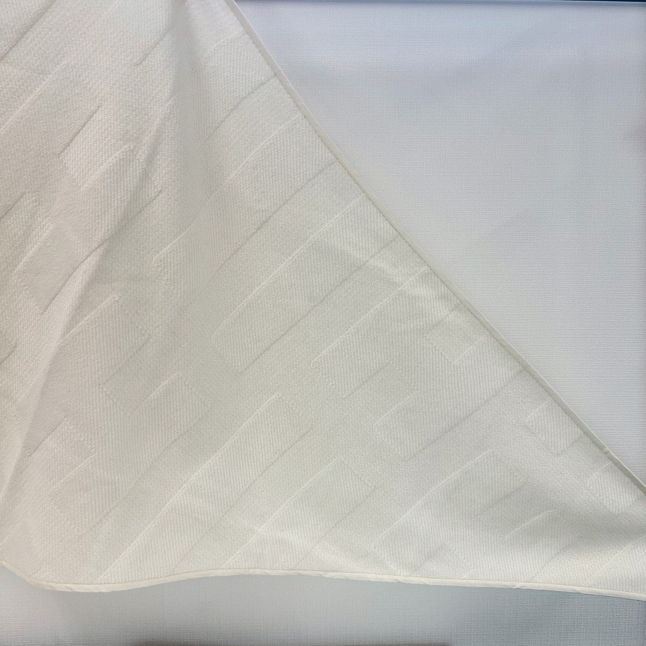 Hermès エルメス ロザンジュ 《ストライプH》 LOSANGE カシミア 100% White ホワイト