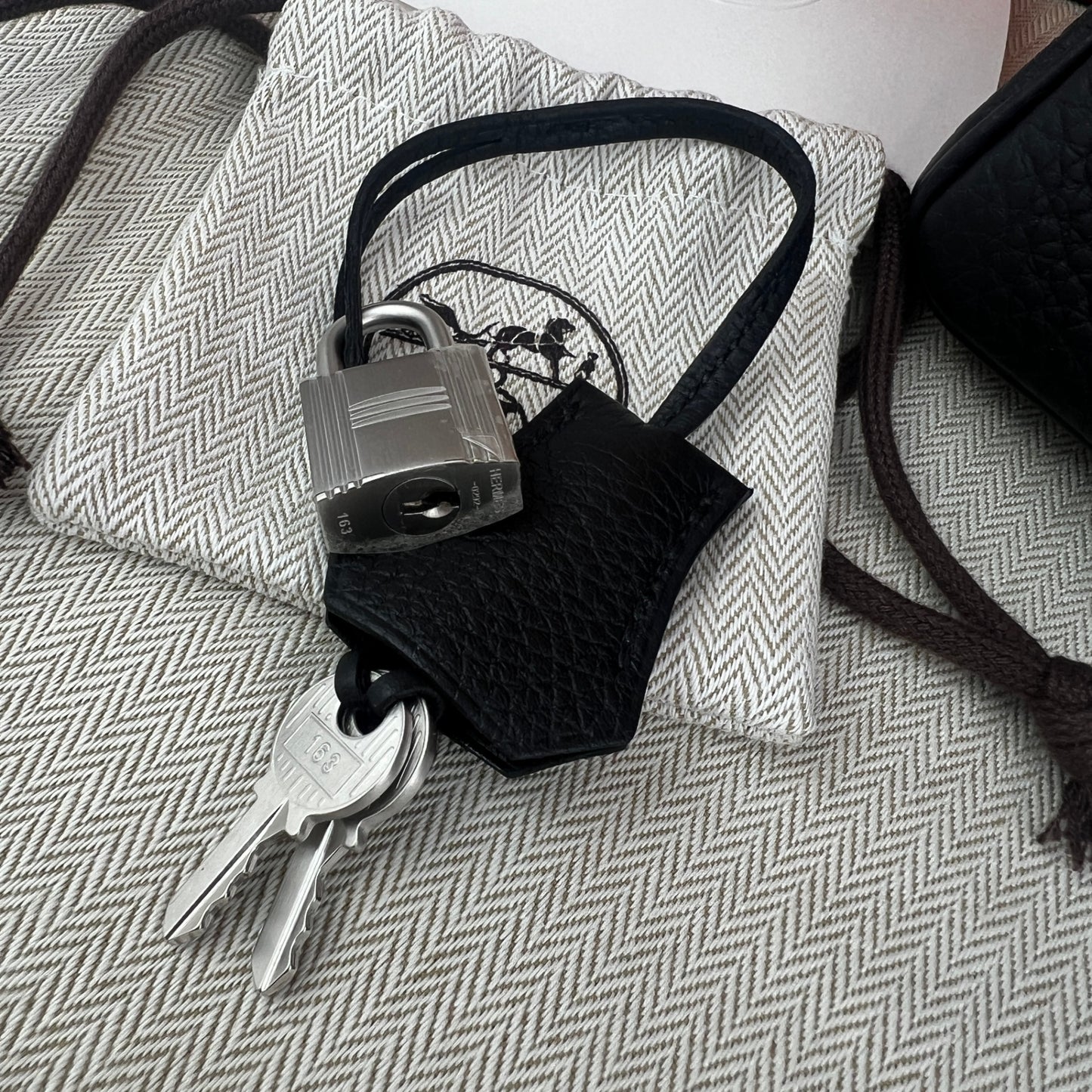 Birkin25 バーキン25 Black ブラック Togo トゴ PHW シルバー金具 Stamp-K K刻印