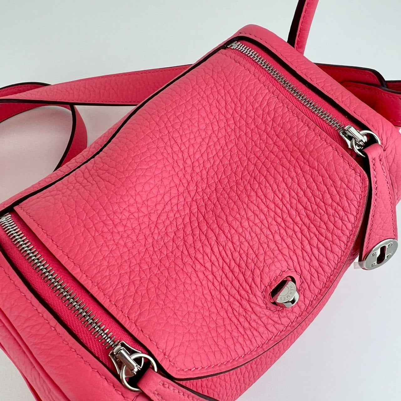 Hermès エルメス Lindy mini リンディミニ Stamp-W W刻印 Taurillon Clemence トリオンクレマンス Rose azalee ローズアザレ PHW シルバー金具