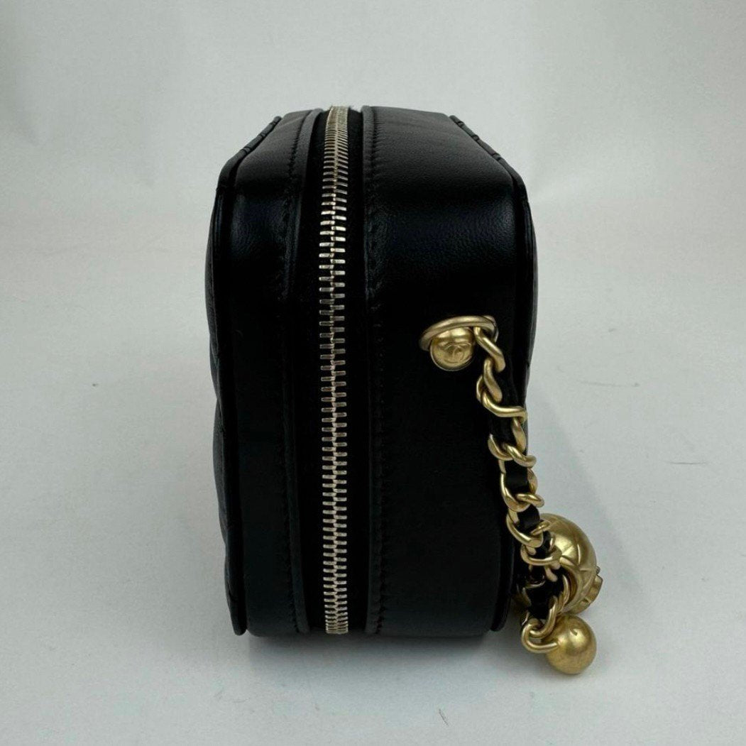 Mini Camera Bag ミニカメラバッグ Black ブラック GHW ゴールド金具 Lamb skin ラムスキン 31番台 レディースバッグ ショルダーバッグ