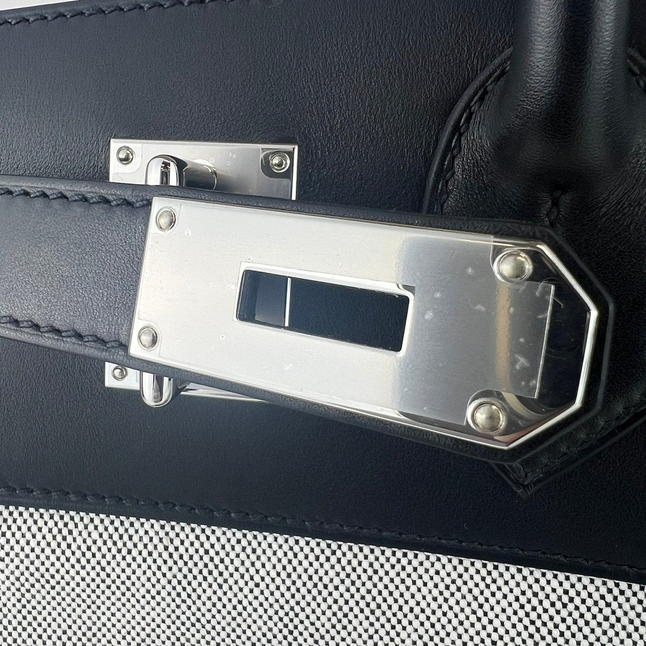 Haut a courroies cargo40 オータクロアカーゴ40 Ecru エクリュ SV金具 Z刻