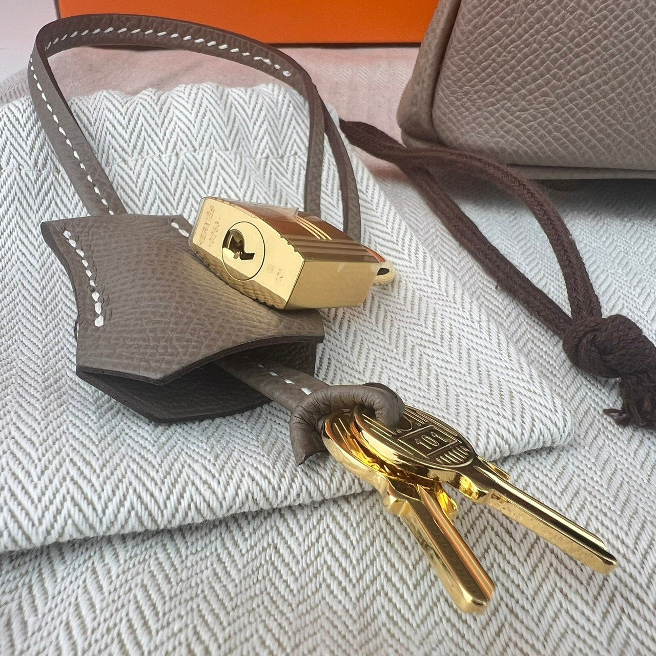 Birkin30 バーキン30 Etoupe エトープ Epsom エプソン GHW ゴールド金具 B刻