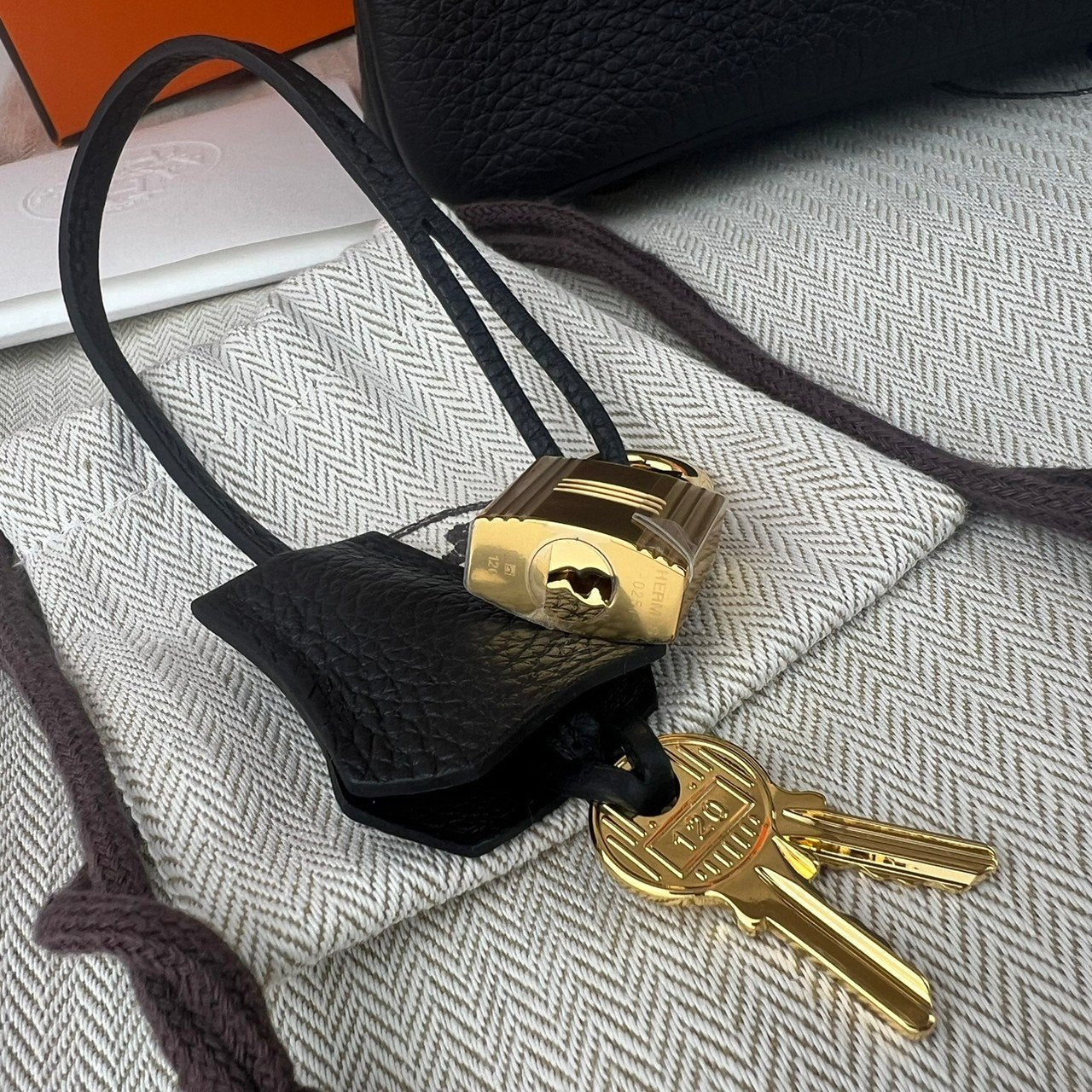 Birkin30 バーキン30 Black ブラック Togo トゴ GHW ゴールド金具 Stamp-W W刻印
