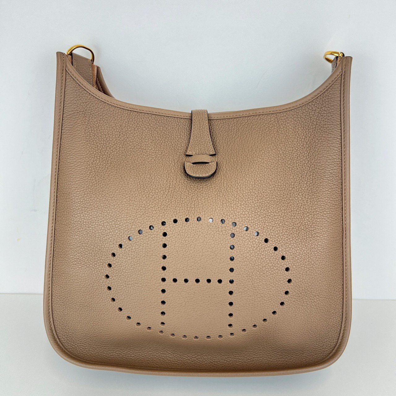 Hermès エルメス Evlyn PM エヴリンPM Stamp-Z Z刻印 Taurillon Clemence トリヨンクレマンス Etoupe エトープ GHW ゴールド金具