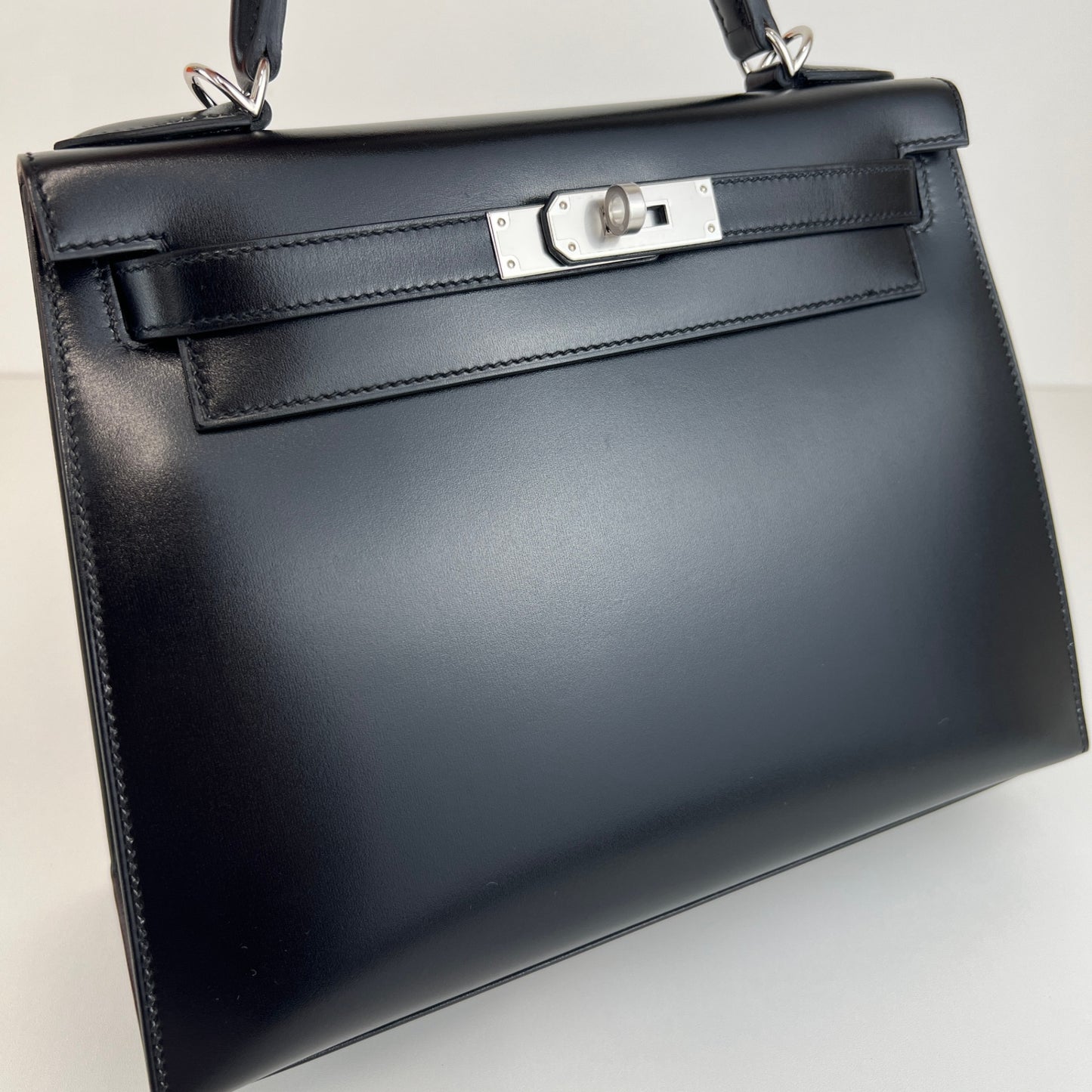 Hermès エルメス Kelly28 ケリー28 Stamp-W W刻印 Boxcalf ボックスカーフ Black ブラック PHW シルバー金具