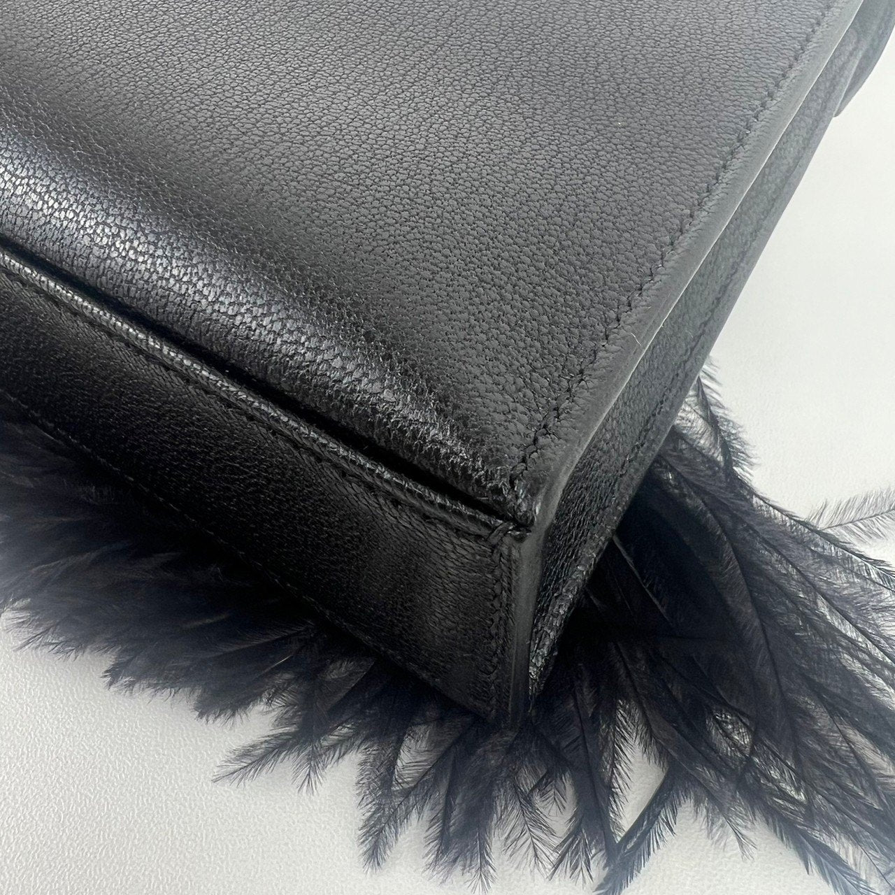 Kelly Elan feather ケリーエランフェザー Black ブラック Madame マダム PHW シルバー金具 Stamp-W W刻印