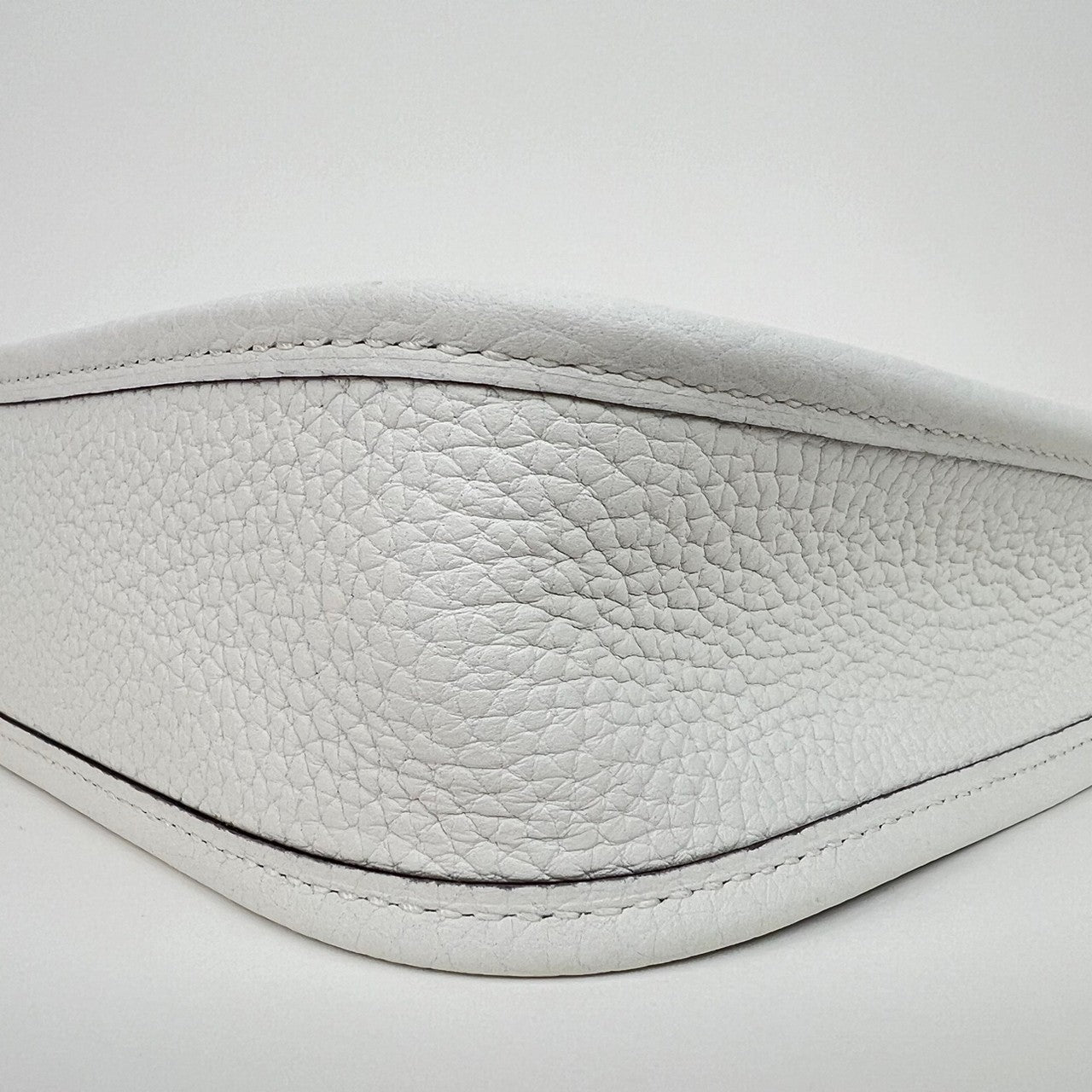 Evelyn TPM エブリン TPM New White ニューホワイト GHW ゴールド金具 B刻印 Taurillon clemence トリヨンクレマンス