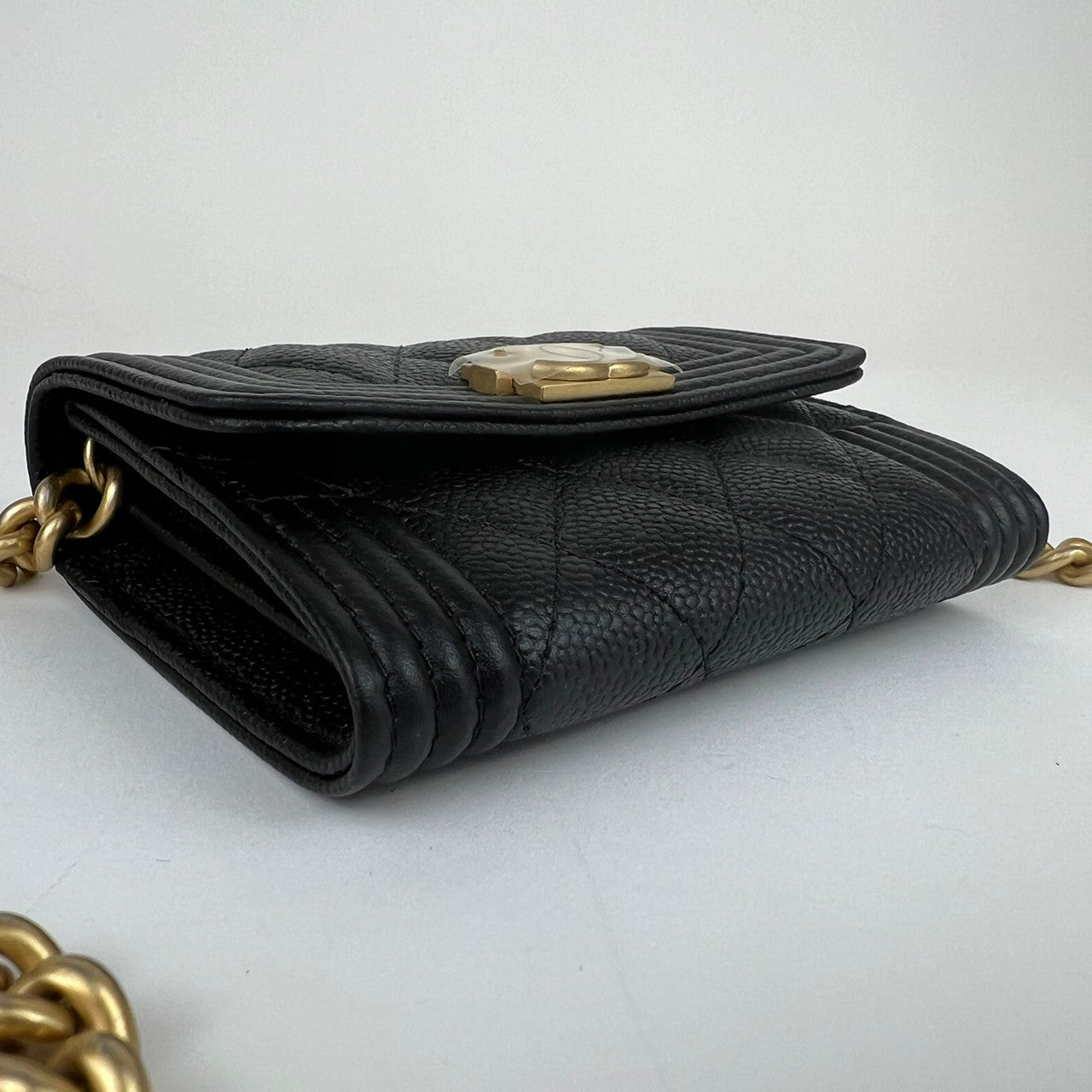 ボーイシャネル ココマーク コンパクトウォレット Caviar skin キャビアスキン Black ブラック ゴールド金具