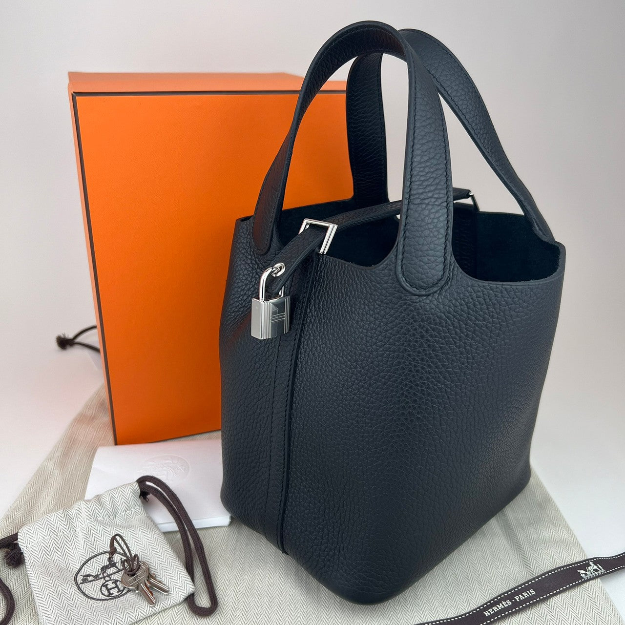Picotin Lock PM ピコタンロックPM Black ブラック Taurillon clemenceトリヨンクレマンス PHW シルバー金具 B刻印