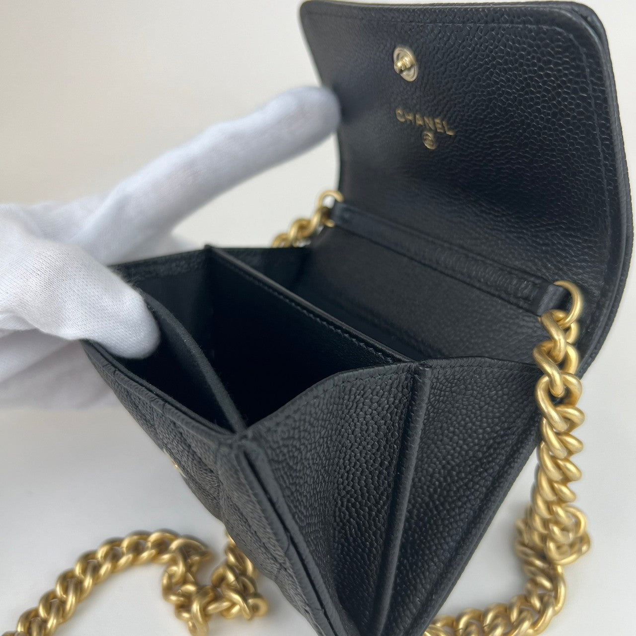 ボーイシャネル ココマーク コンパクトウォレット Caviar skin キャビアスキン Black ブラック ゴールド金具