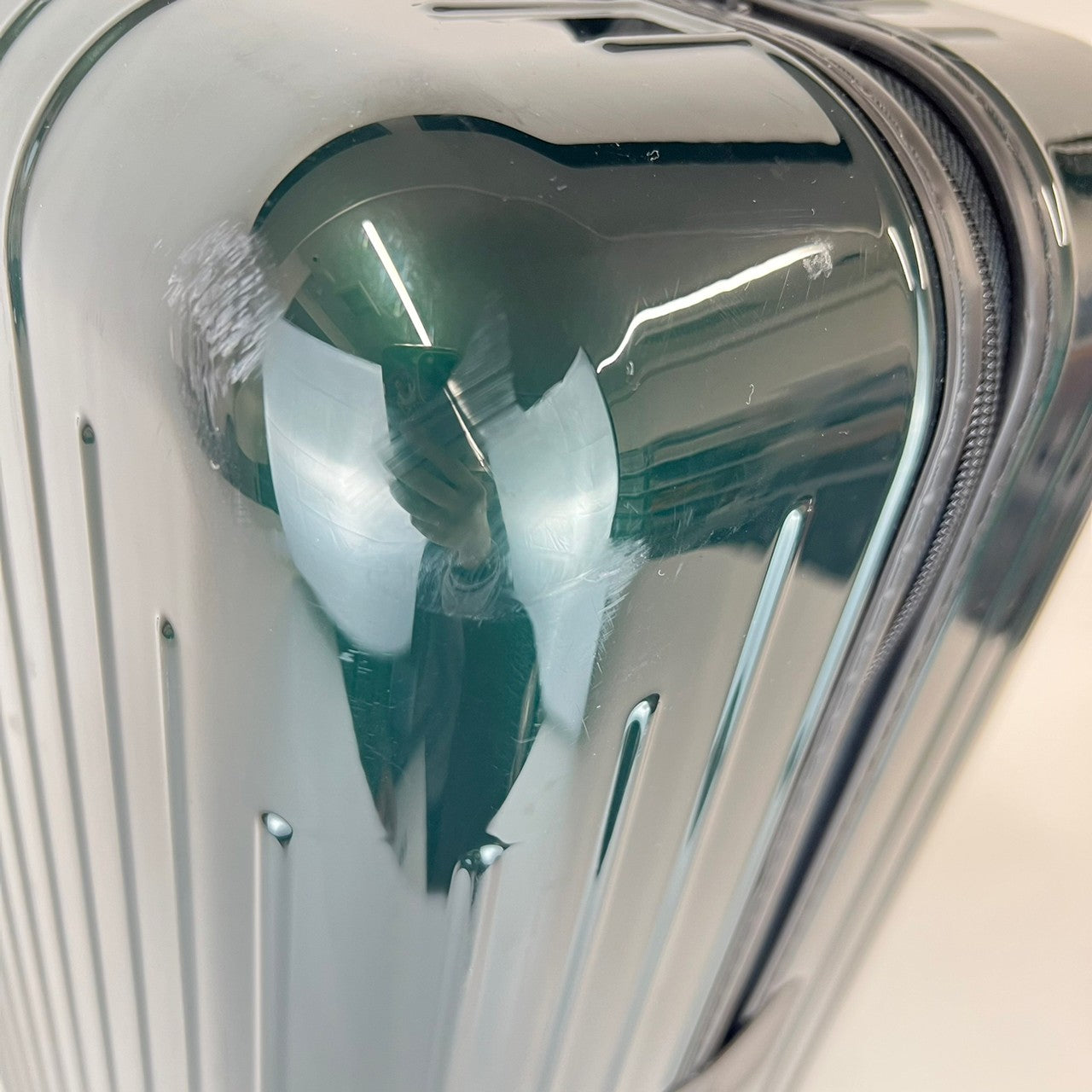 Essential Lite Cabin エッセンシャルライトキャビン 37L Green グリーン Polycarbonate ポリカーボネート