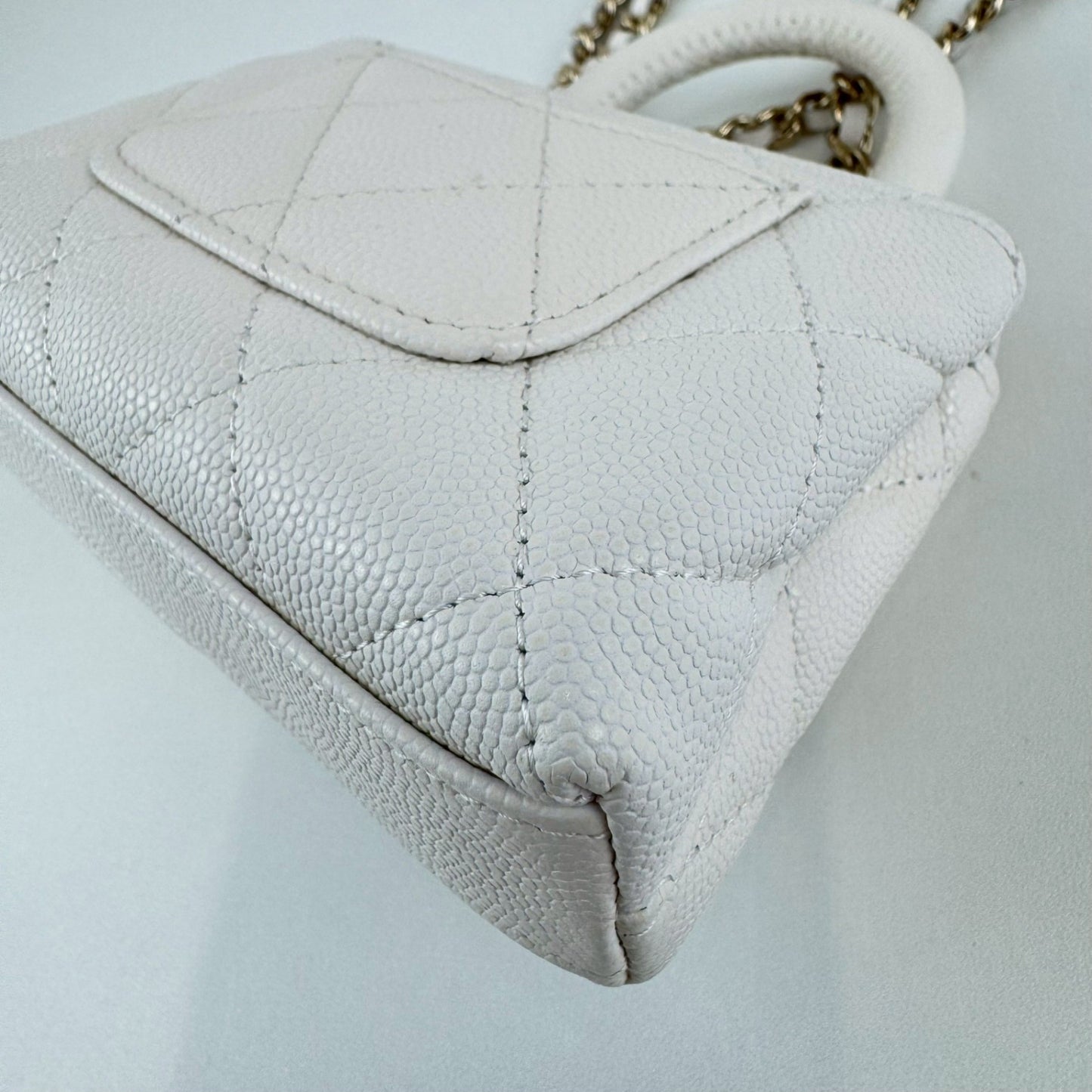 マトラッセ ココハンドル マイクロ  チェーンショルダーバッグ caviar skin キャビアスキン AP4245