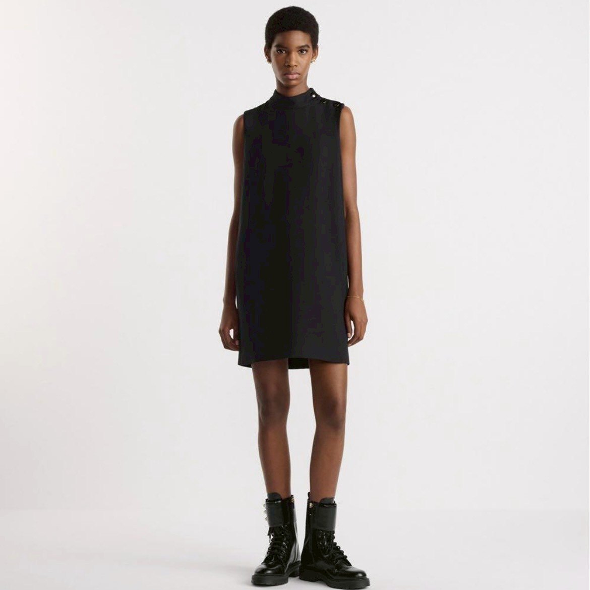 ワンピース 111R17A1166 ブラック ウール77% シルク23% サイズ34