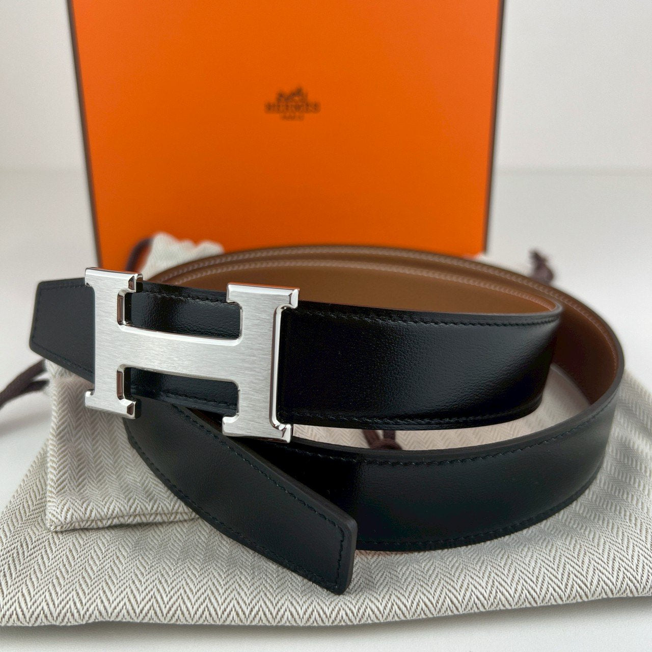 Ceinture H boucleGris moyen Cuir seul de ceinture H #100Black/Gold  Hベルトバックル リバーシブルベルトレザー Black ブラック/Gold ゴールド
