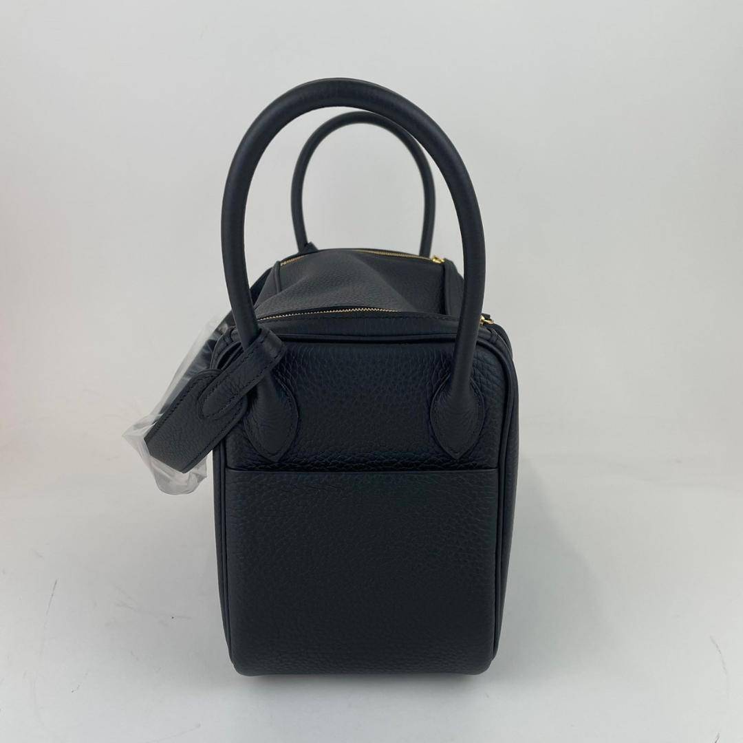 新品 HERMES エルメス Lindy26 リンディ26 Black ブラック Taurillon Clemence トリヨンクレマンス GHW ゴールド金具 B刻