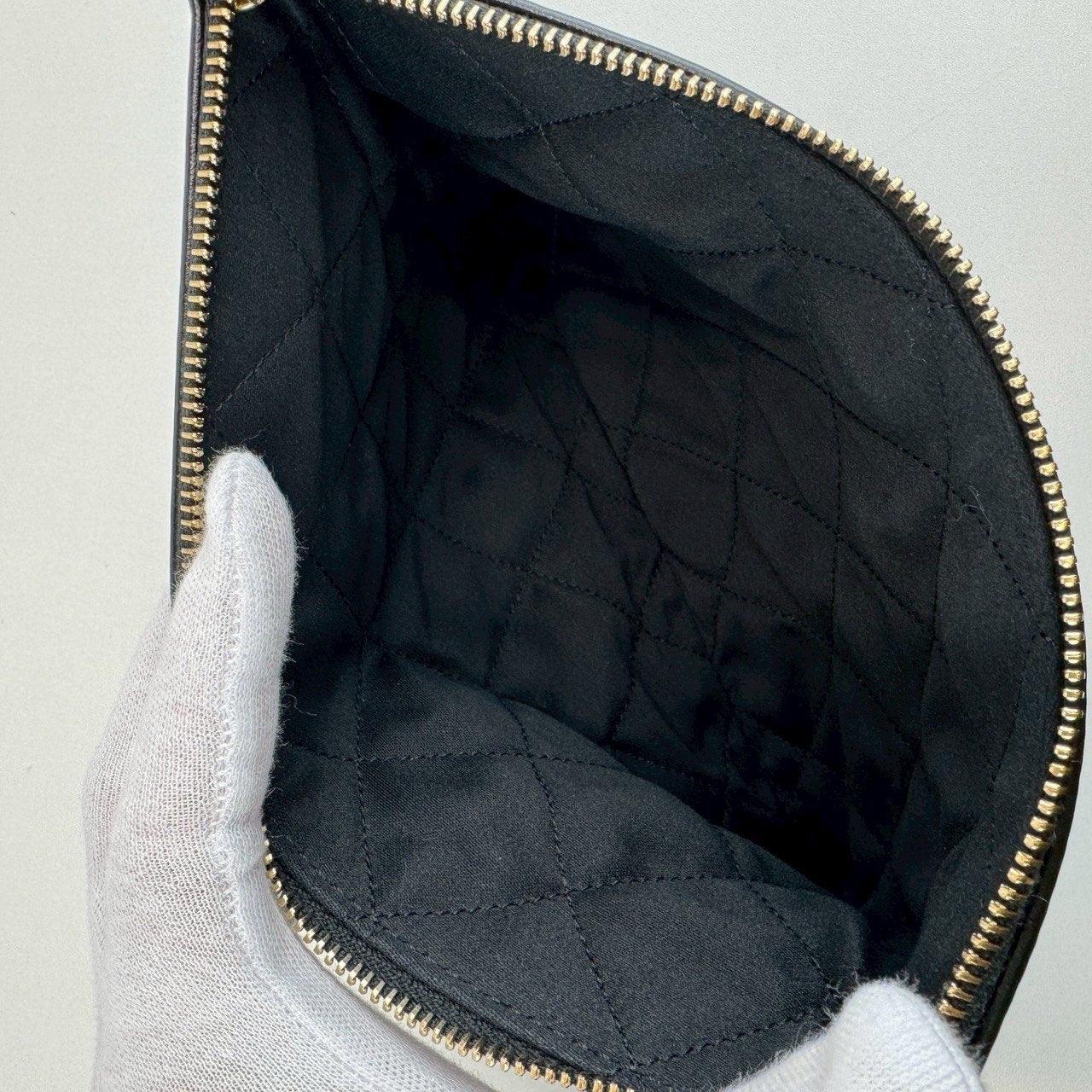 CHANEL22 スモール ブラック　黒 　ゴールド金具　シャイニーカーフスキン