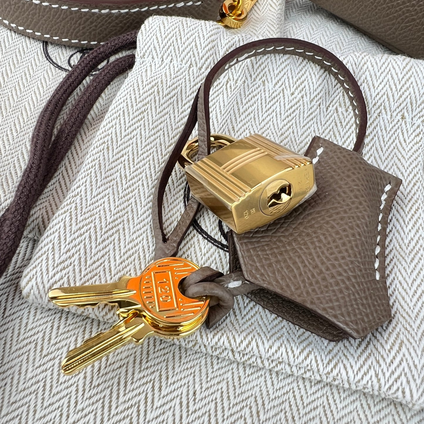Kelly25 ケリー25 セリエ　Etoupe エトープ　GHW ゴールド金具　Stamp-K K刻