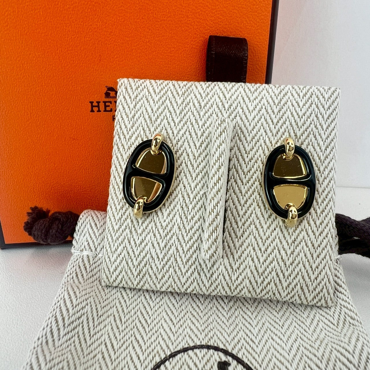 Boucles d'oreilles Mini Maillon ミニ マイヨン　ピアス Black / Gold ブラック/イエローゴールド