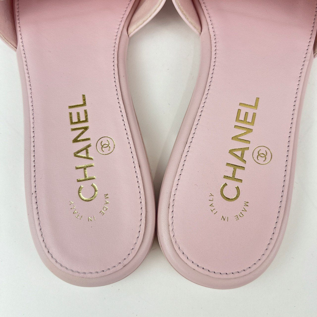 CHANEL シャネル シャネル サンダル ミュール CCロゴ キルティングビーチサンダル ラムスキン Pink ピンク