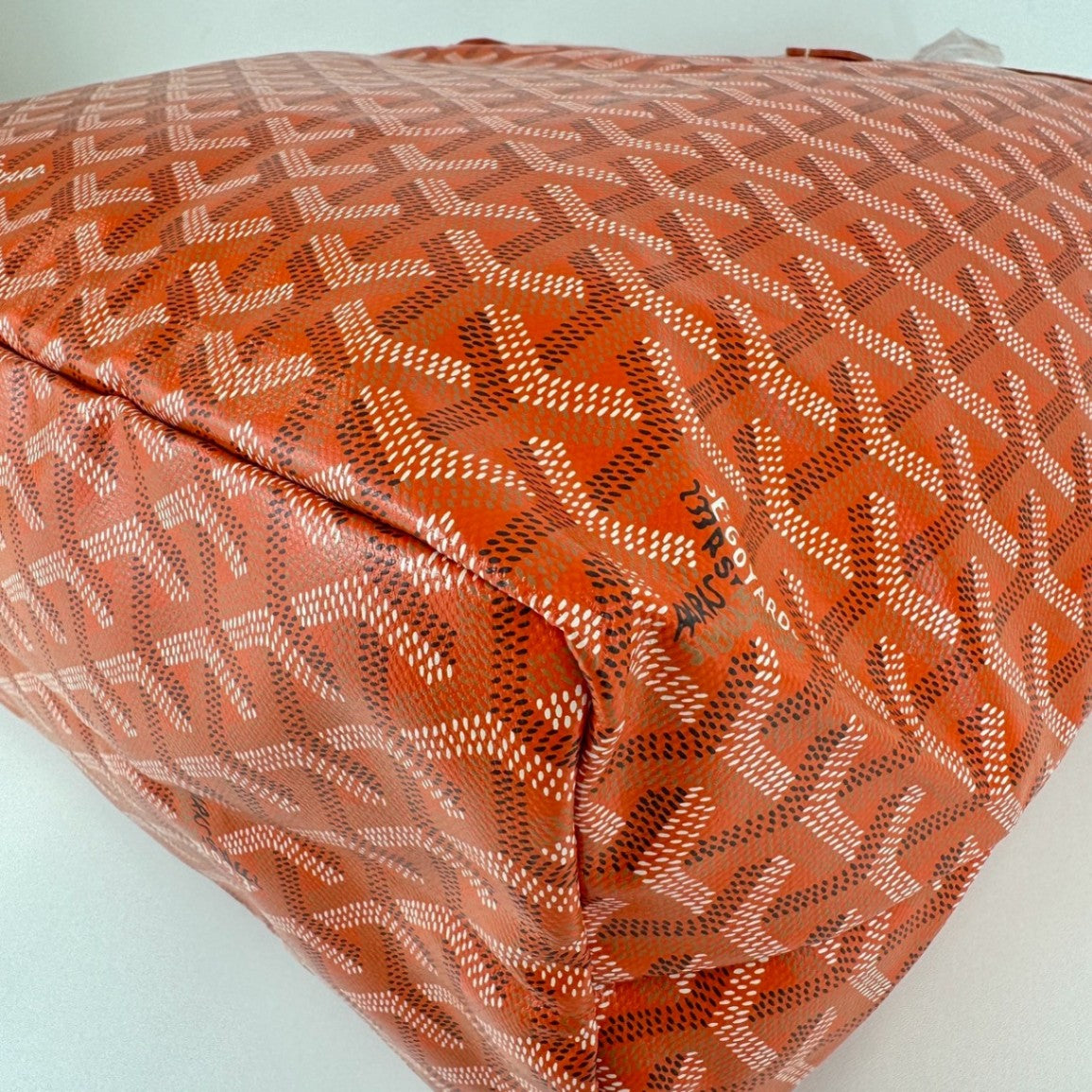 GOYARD ゴヤール サンルイPM ゴヤールディンキャンバス & シュヴロッシュカーフスキン リネンとコットン（内側）オレンジ